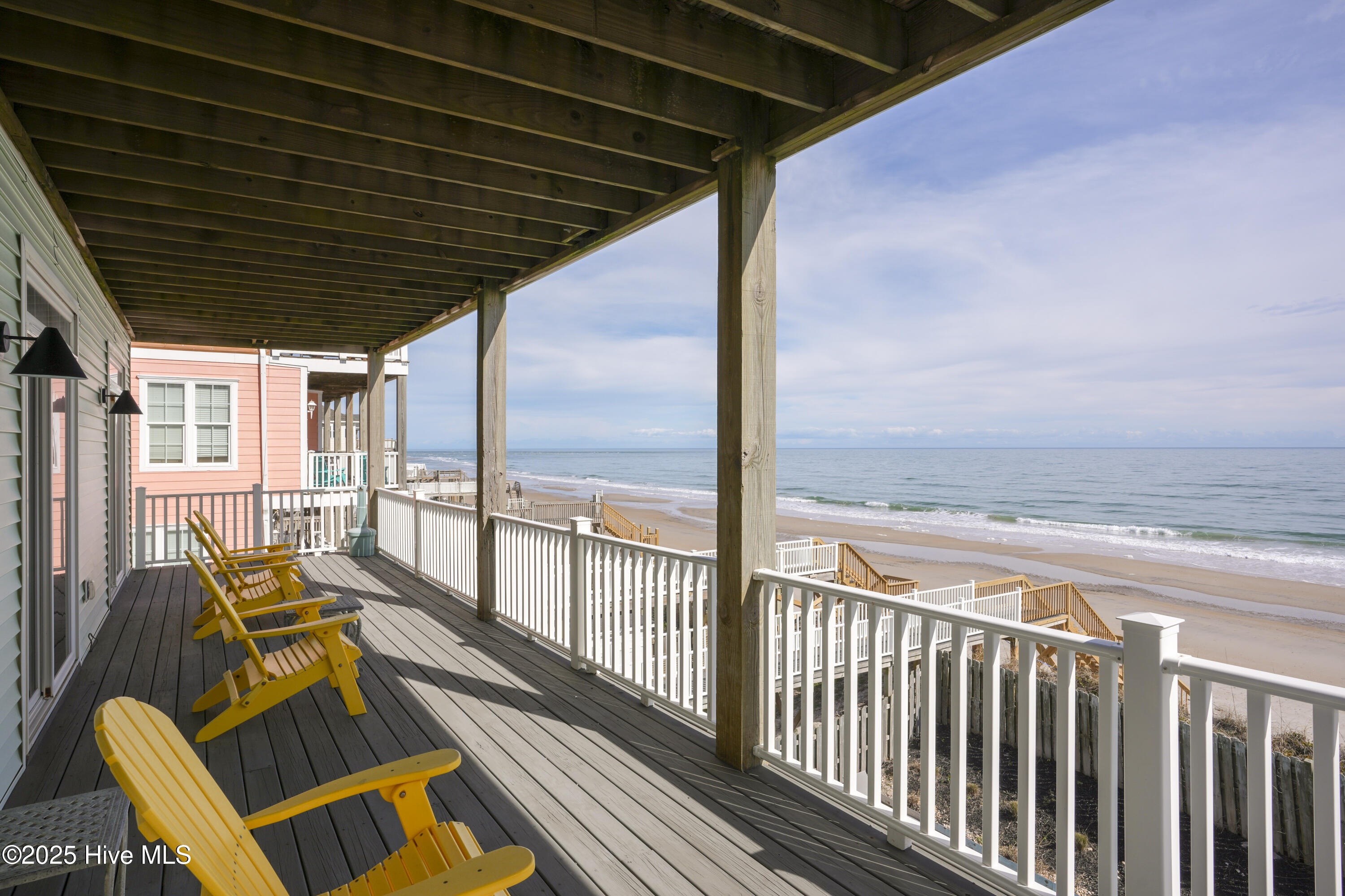 100492719 | Photo 80