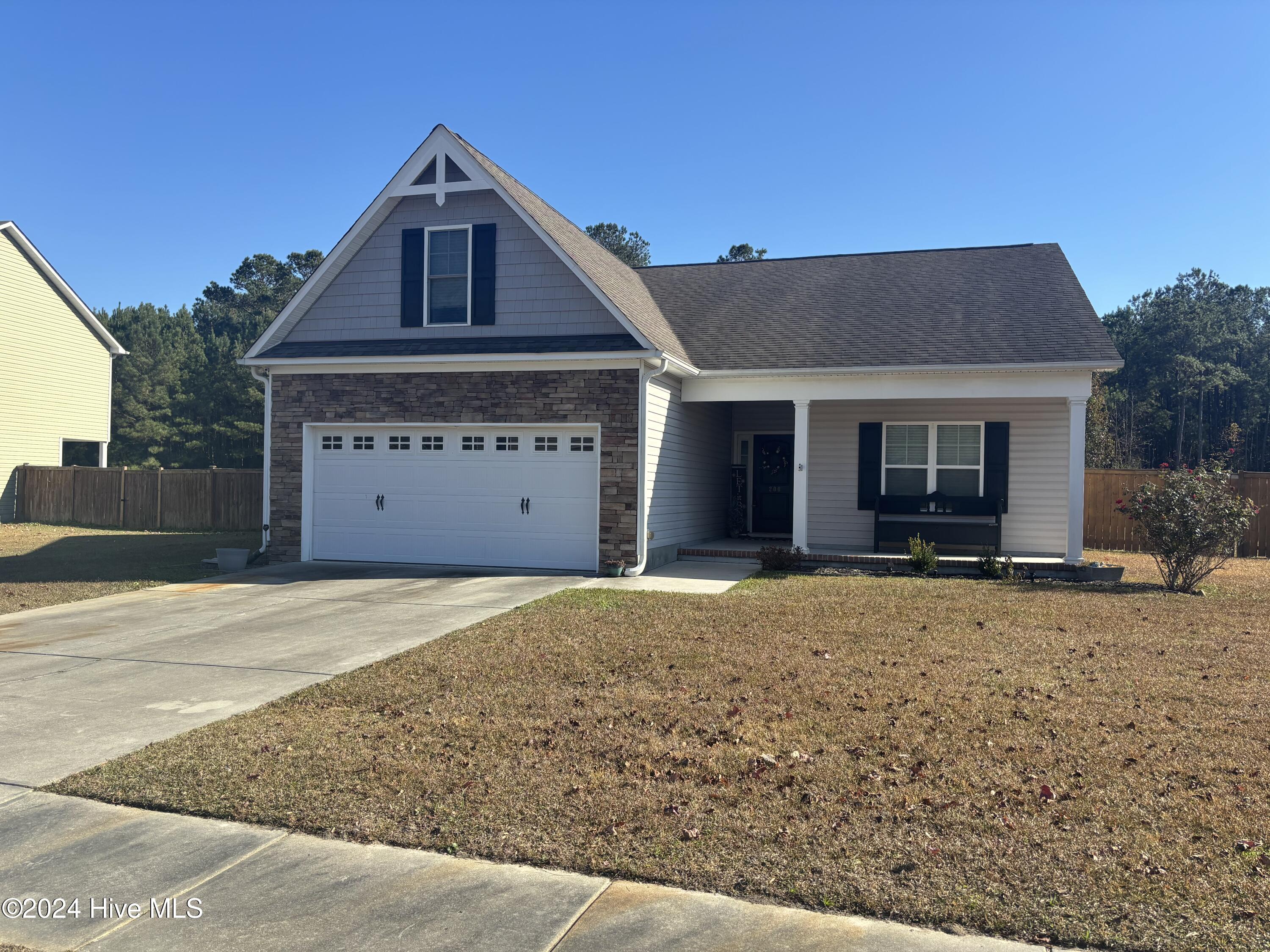 209 Oak Ridge Lane, Holly Ridge, NC, 28445