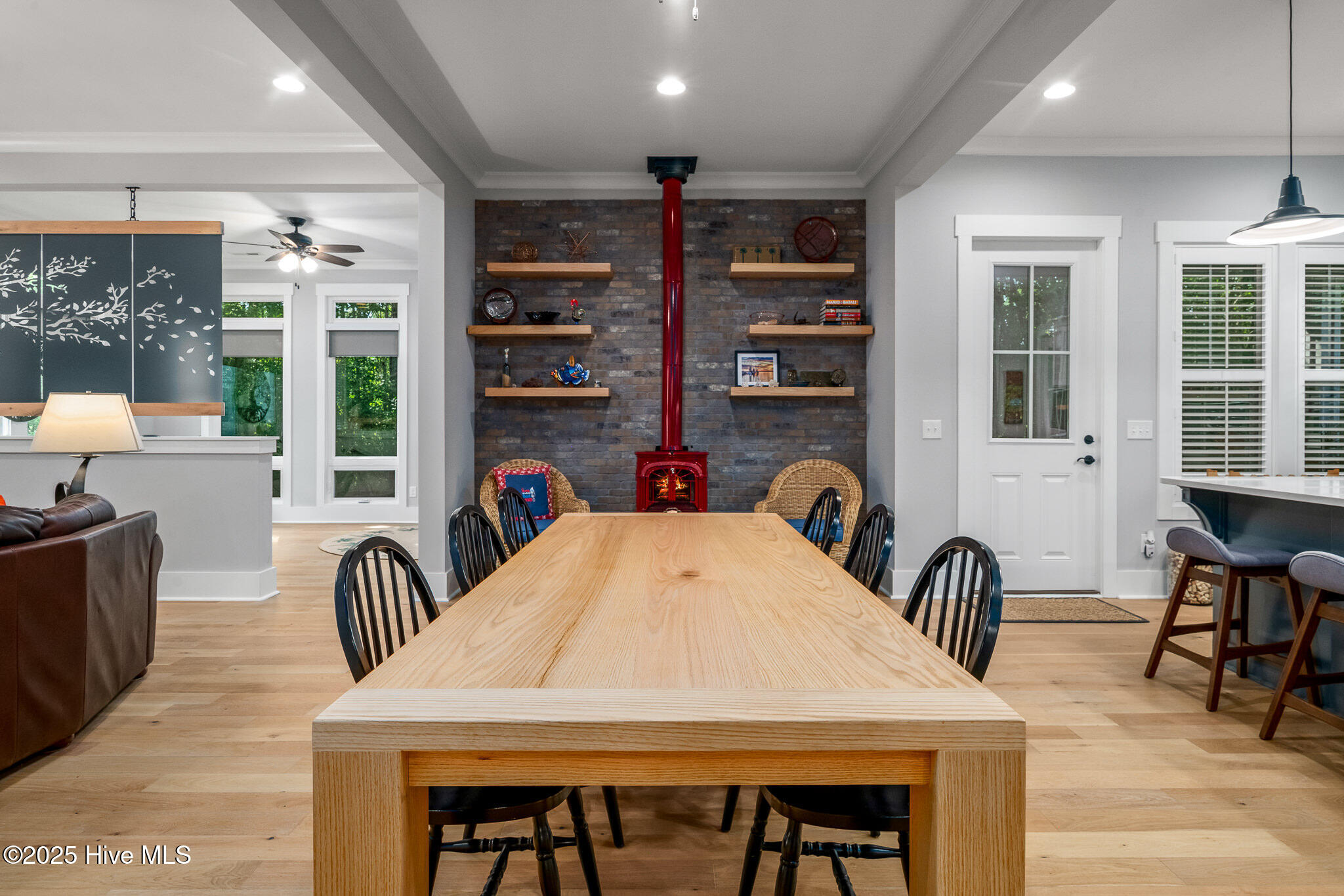 100530246 | Photo 10