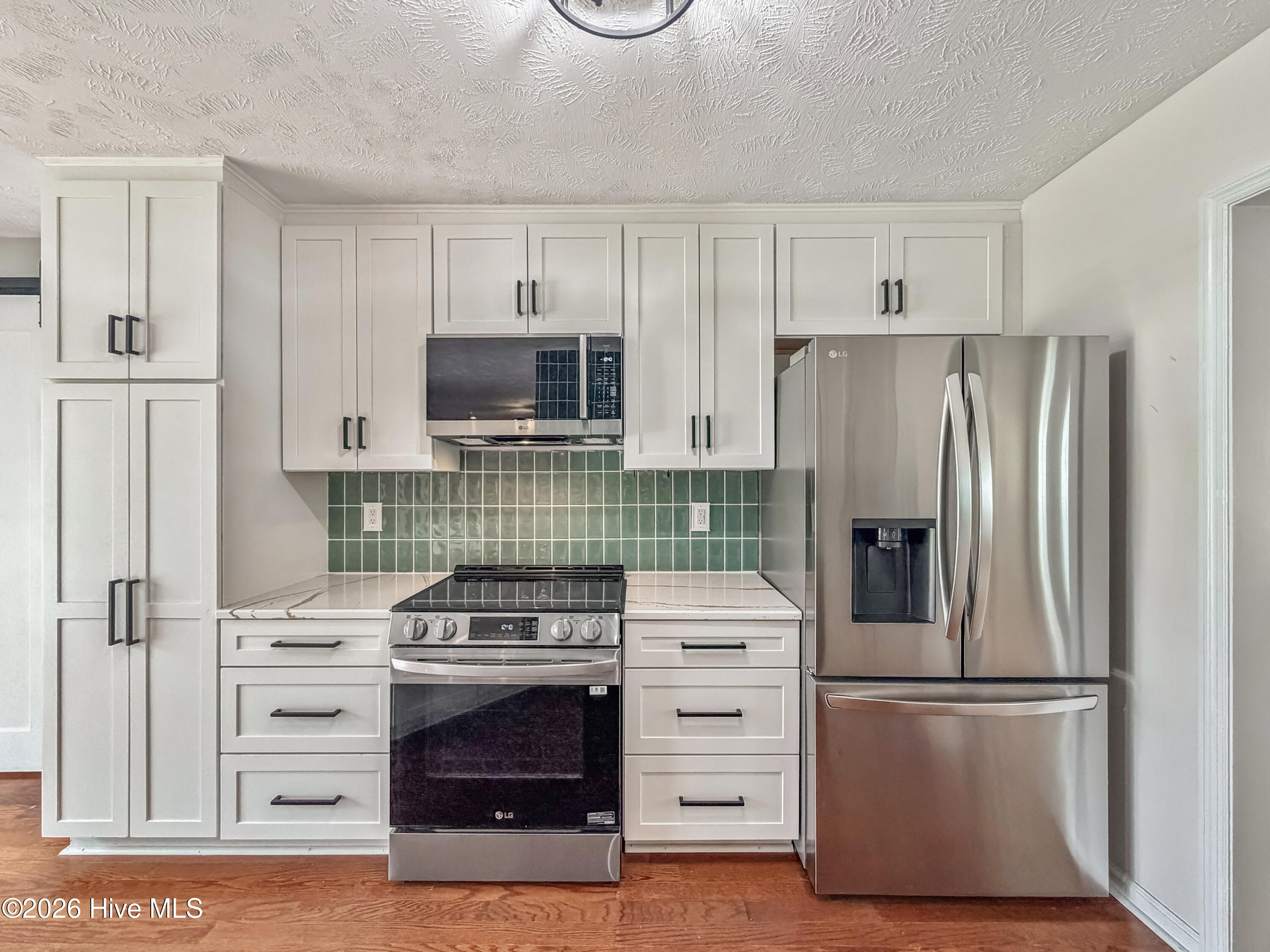 100564126 | Photo 12