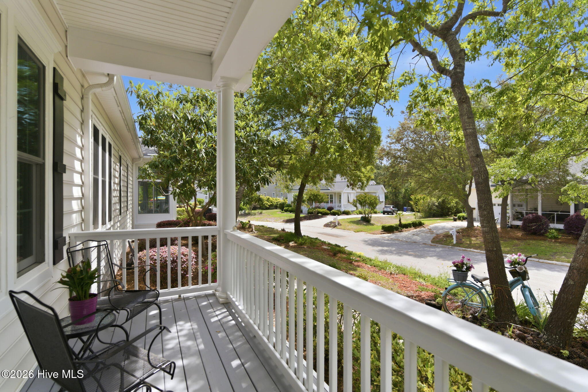 100569459 | Photo 43