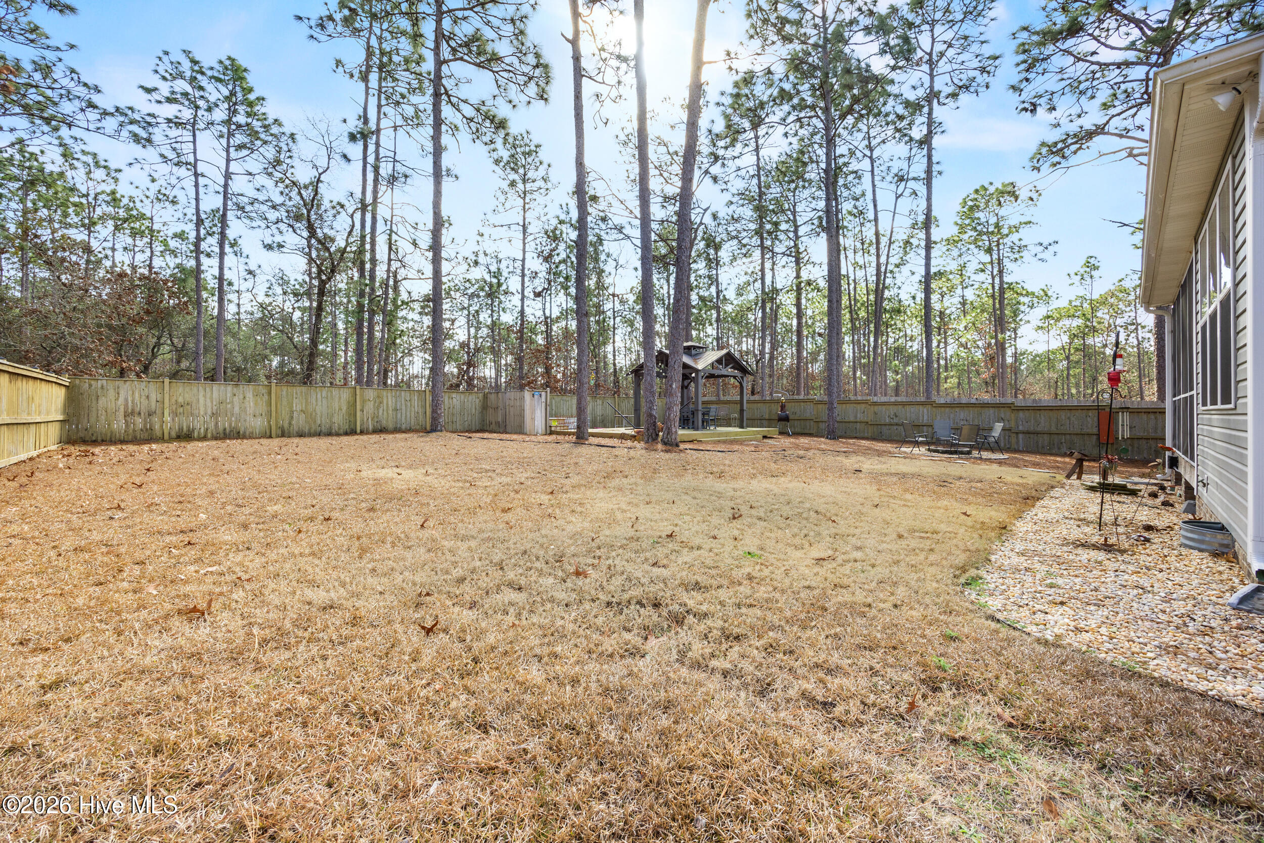 100553911 | Photo 36