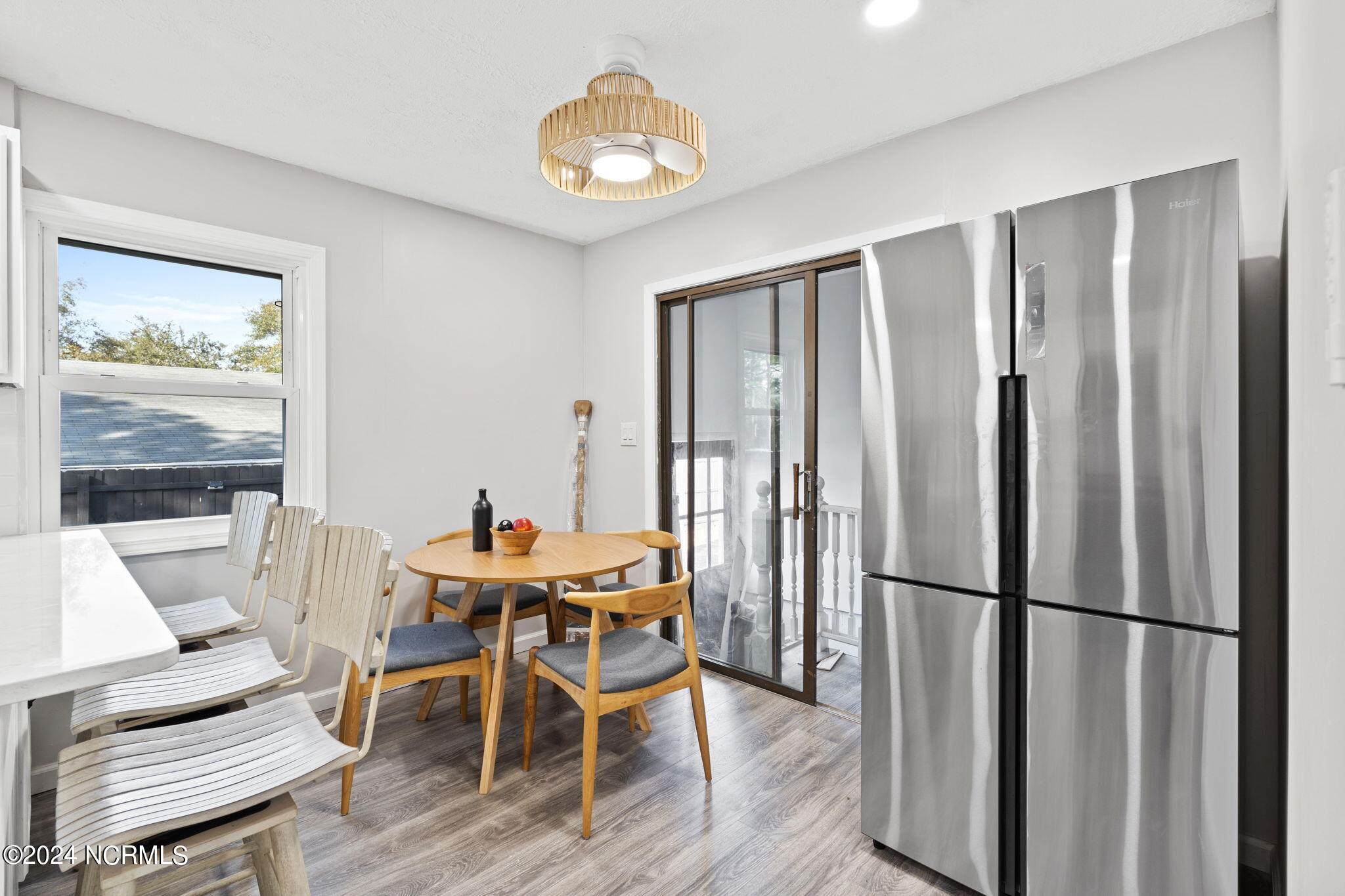 100566764 | Photo 13