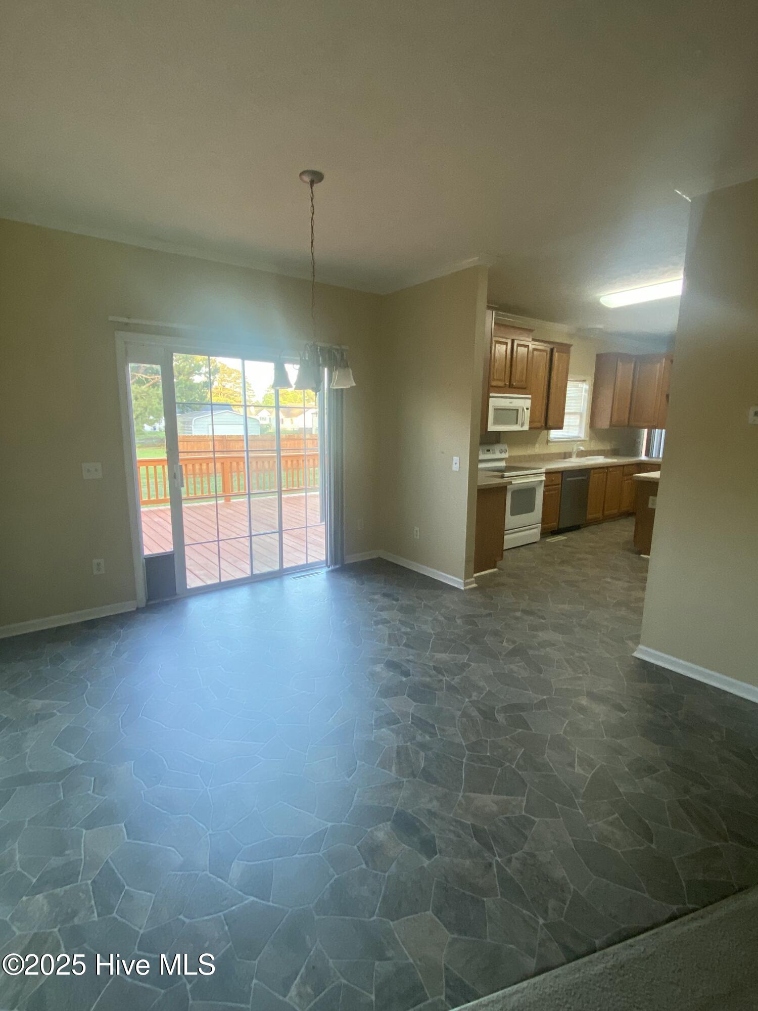 152 Meadowlark Lane,Newport