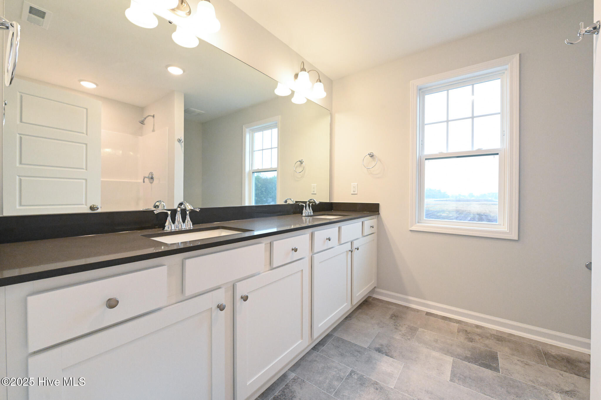 Undisclosed Address, La Grange, NC, 28551