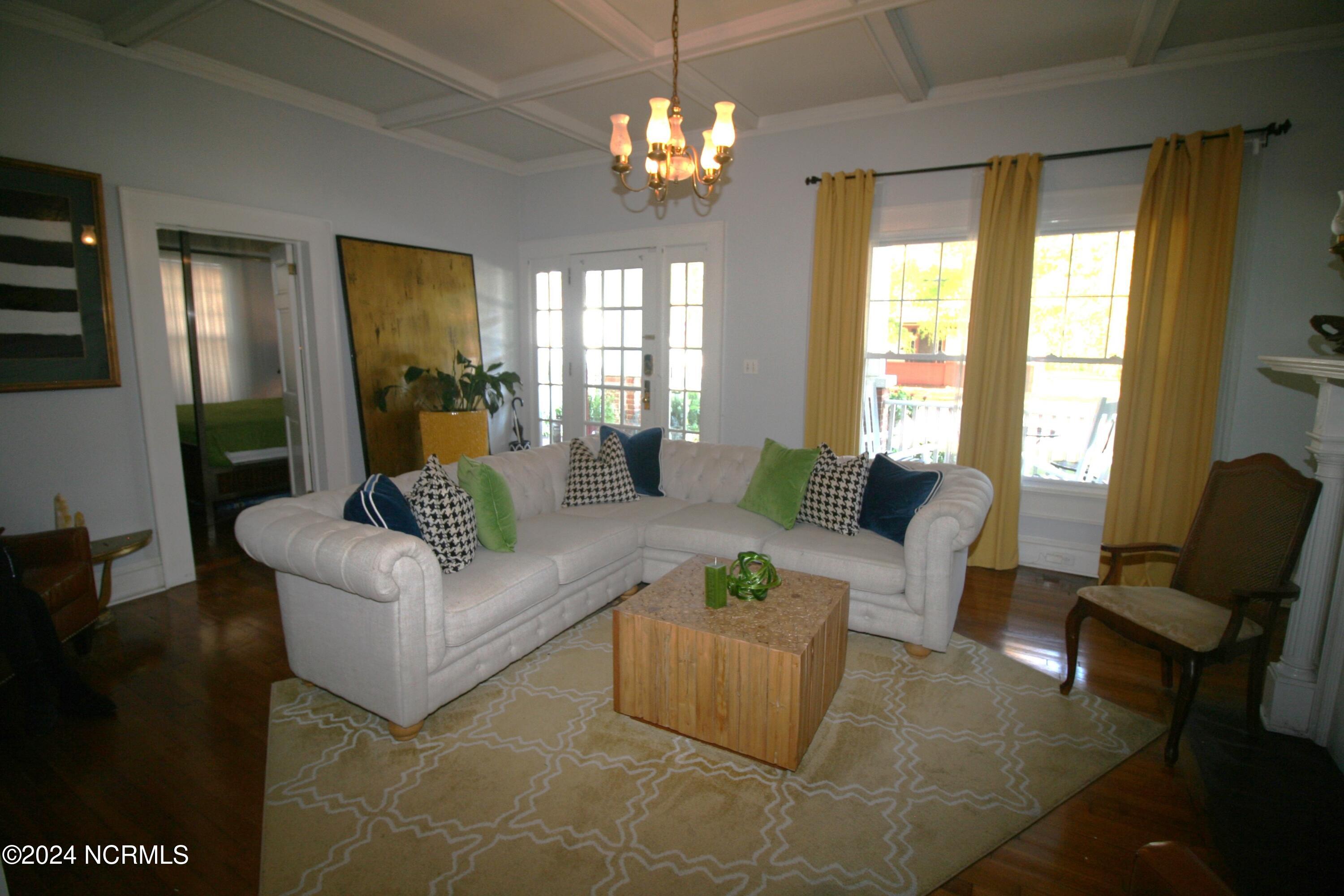 Homes for sale in Plymouth, NC | 403 Washington St, Plymouth, NC 27962 | MLS# 100473556