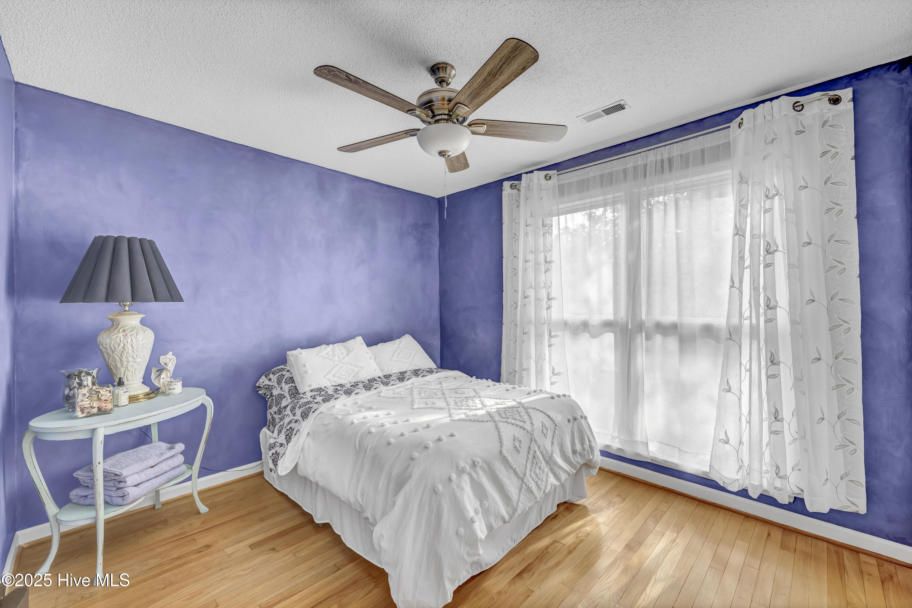 100531502 | Photo 19