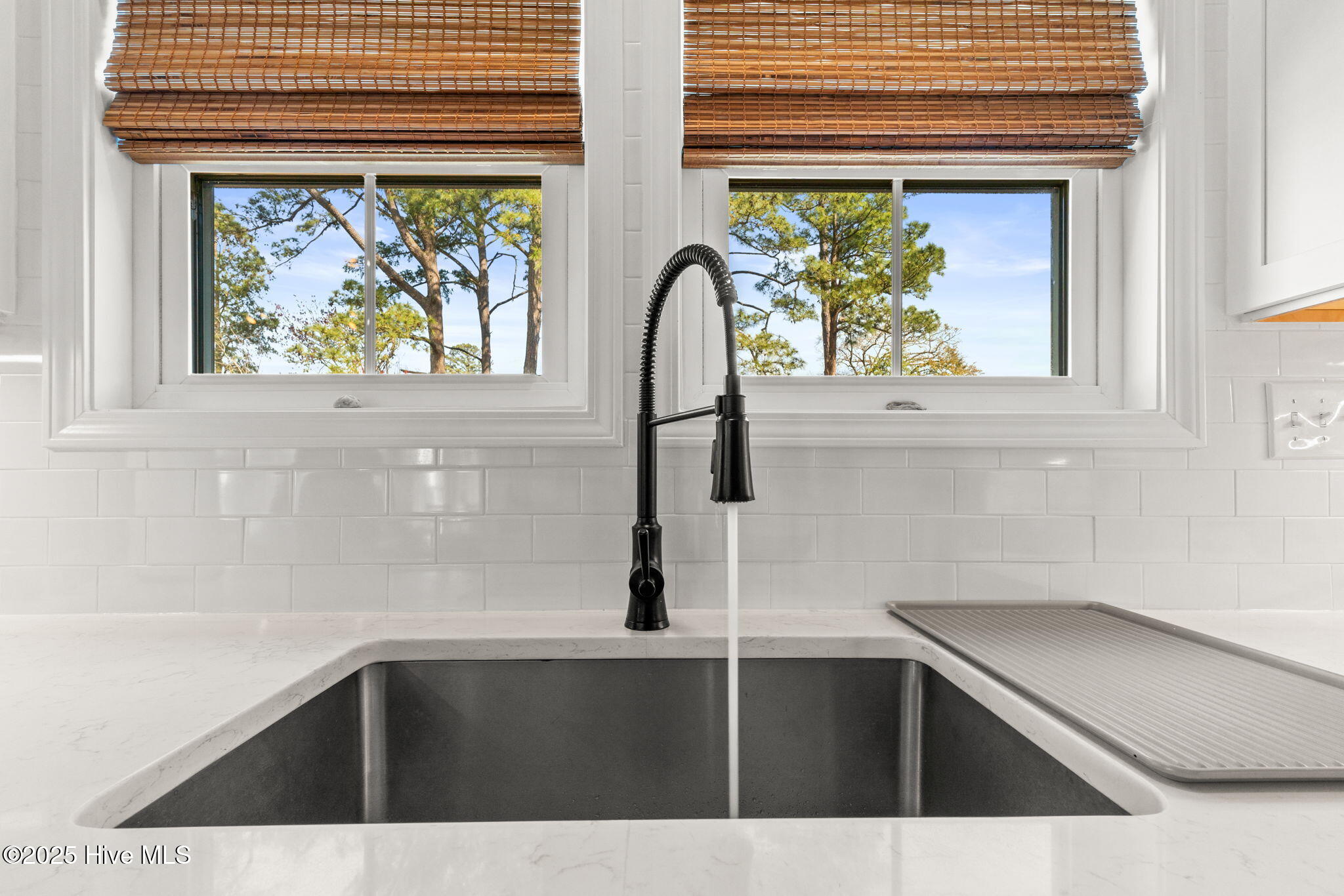 100496086 | Photo 20