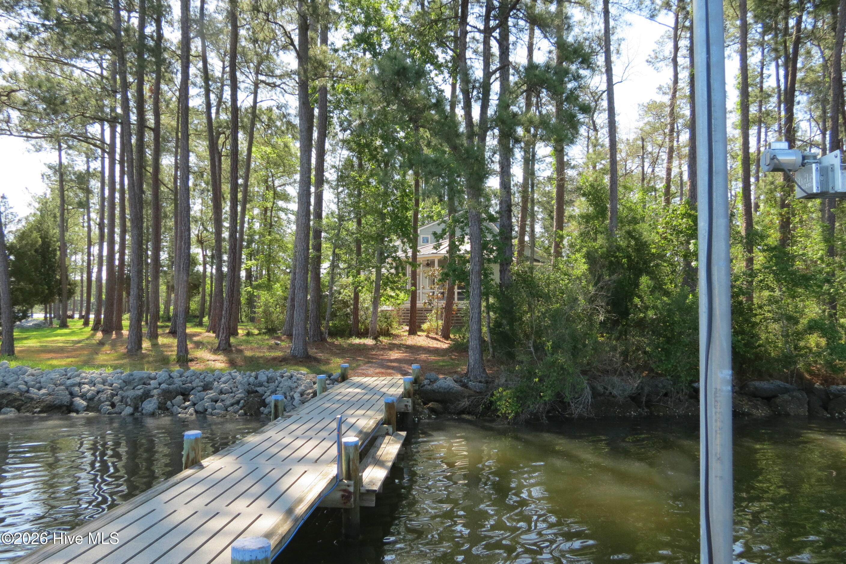 651 Quail Road,Merritt