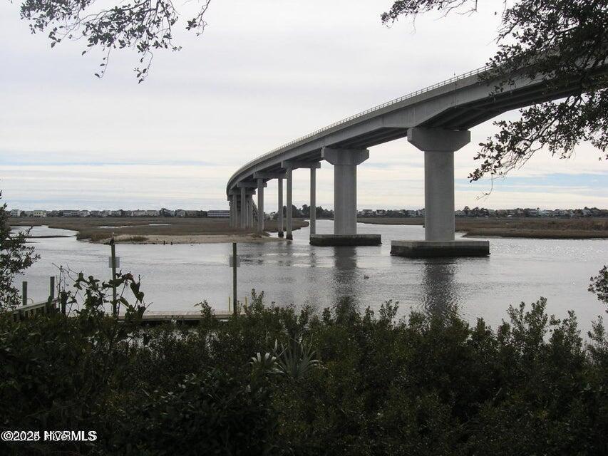 100541997 | Photo 51