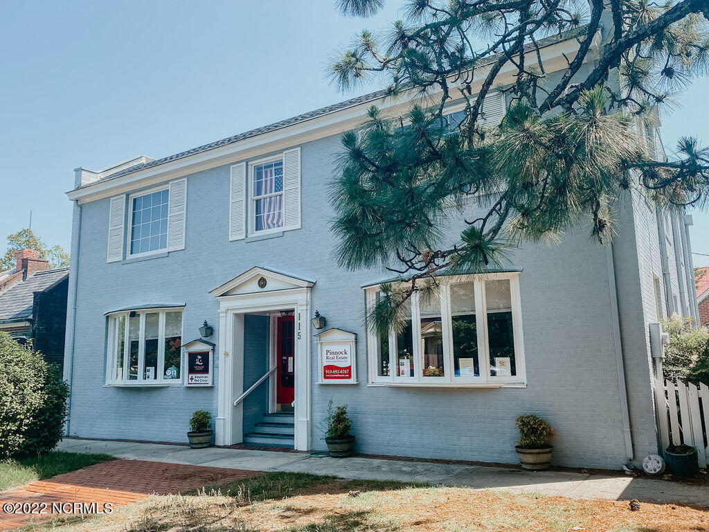 Exterior photo of 115 E Pennsylvania Avenue Ste 10, Southern Pines, NC 28387. MLS: 100603396