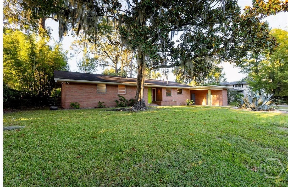 Photo 1 of Single family home for sale at 1514 Whitney Rd, Savannah, GA 31406 | MLS# SA366899 | Listing updated on 2026-10-23