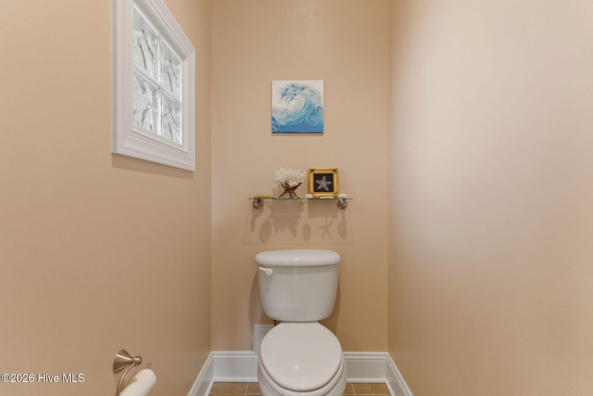 100569410 | Photo 38