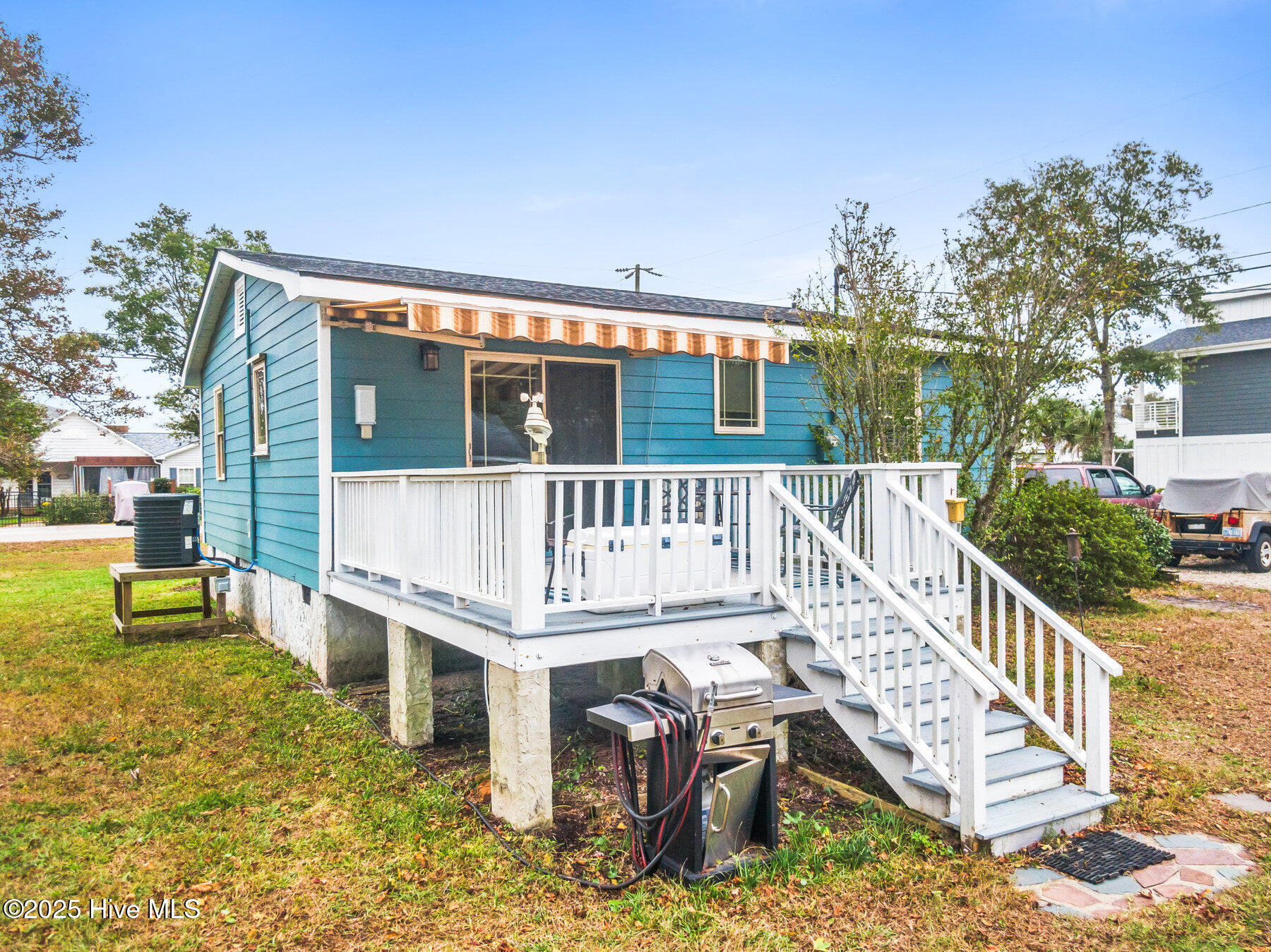 100535609 | Photo 11