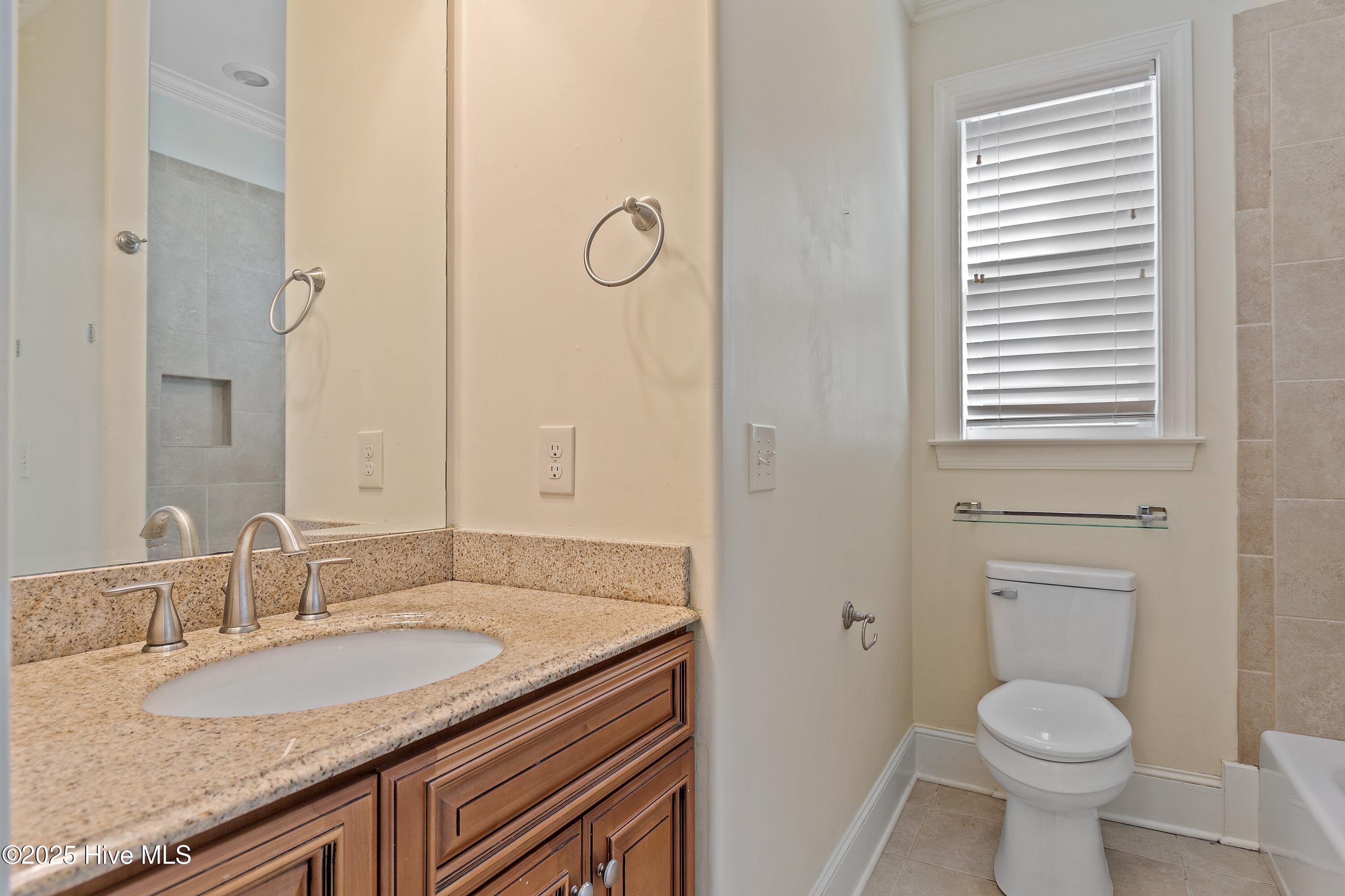 100540174 | Photo 22