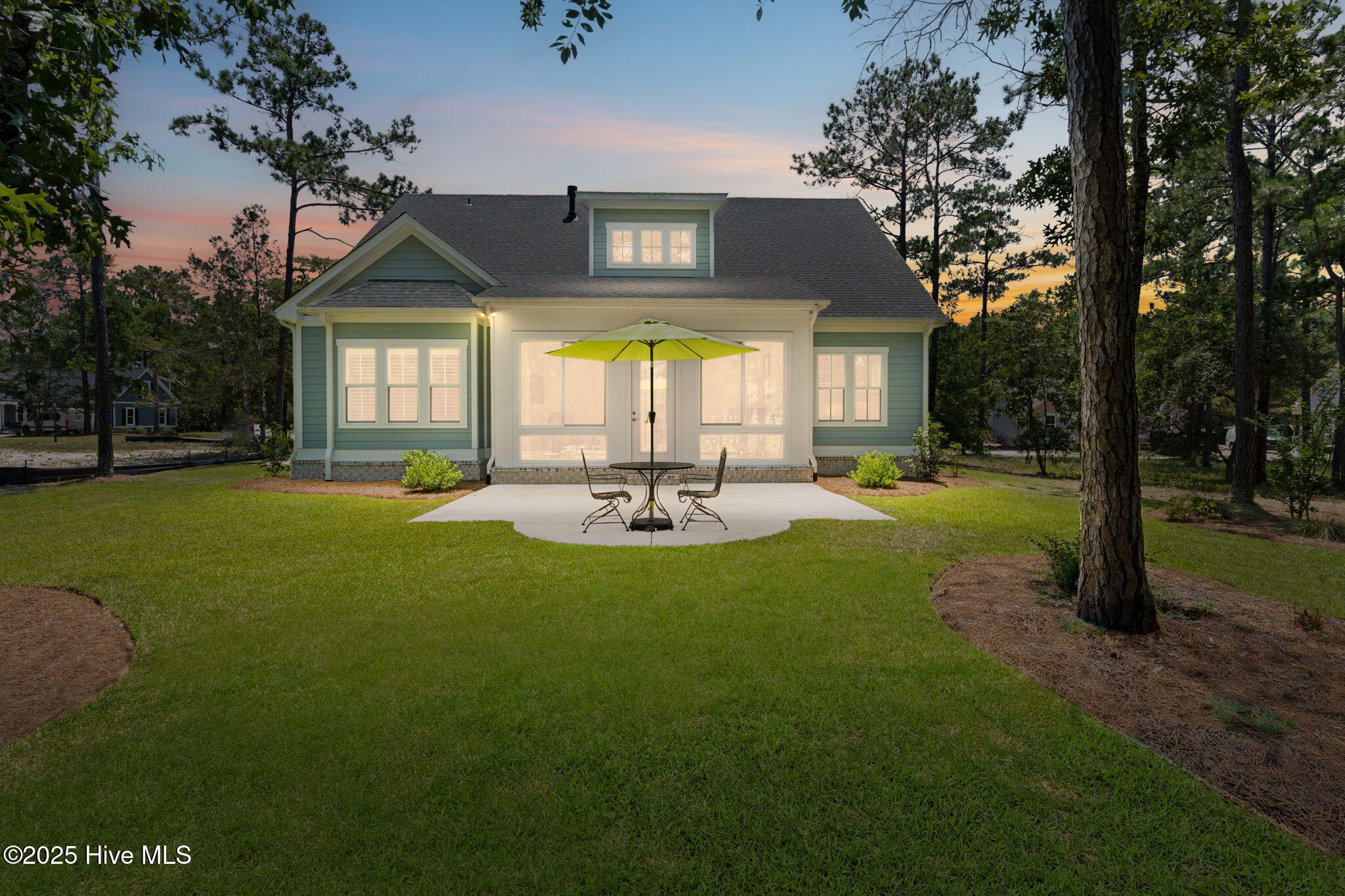 100516887 | Photo 77