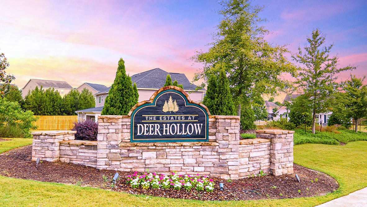 The Estates at Deer Hollow Monument Twil