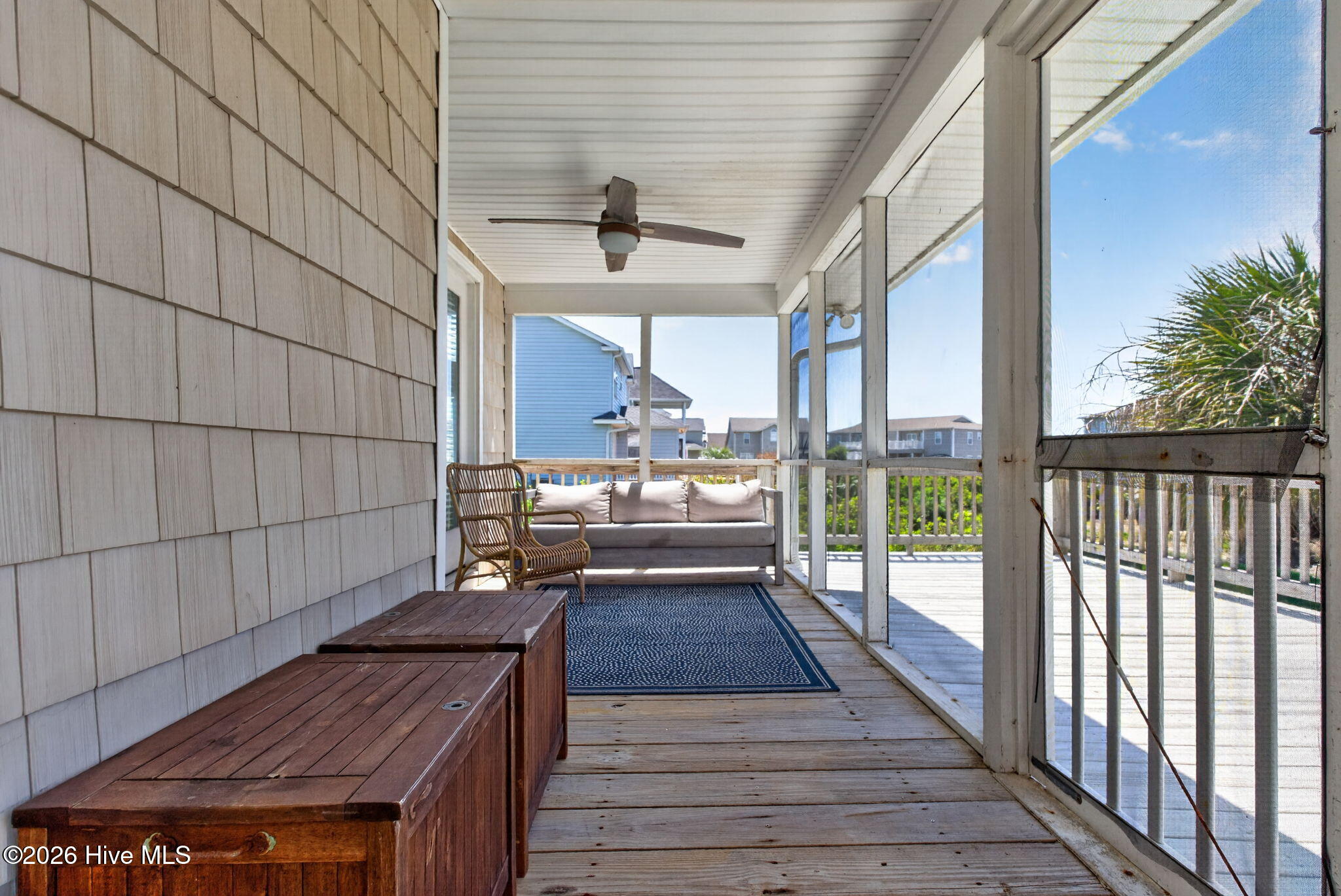 100566511 | Photo 14