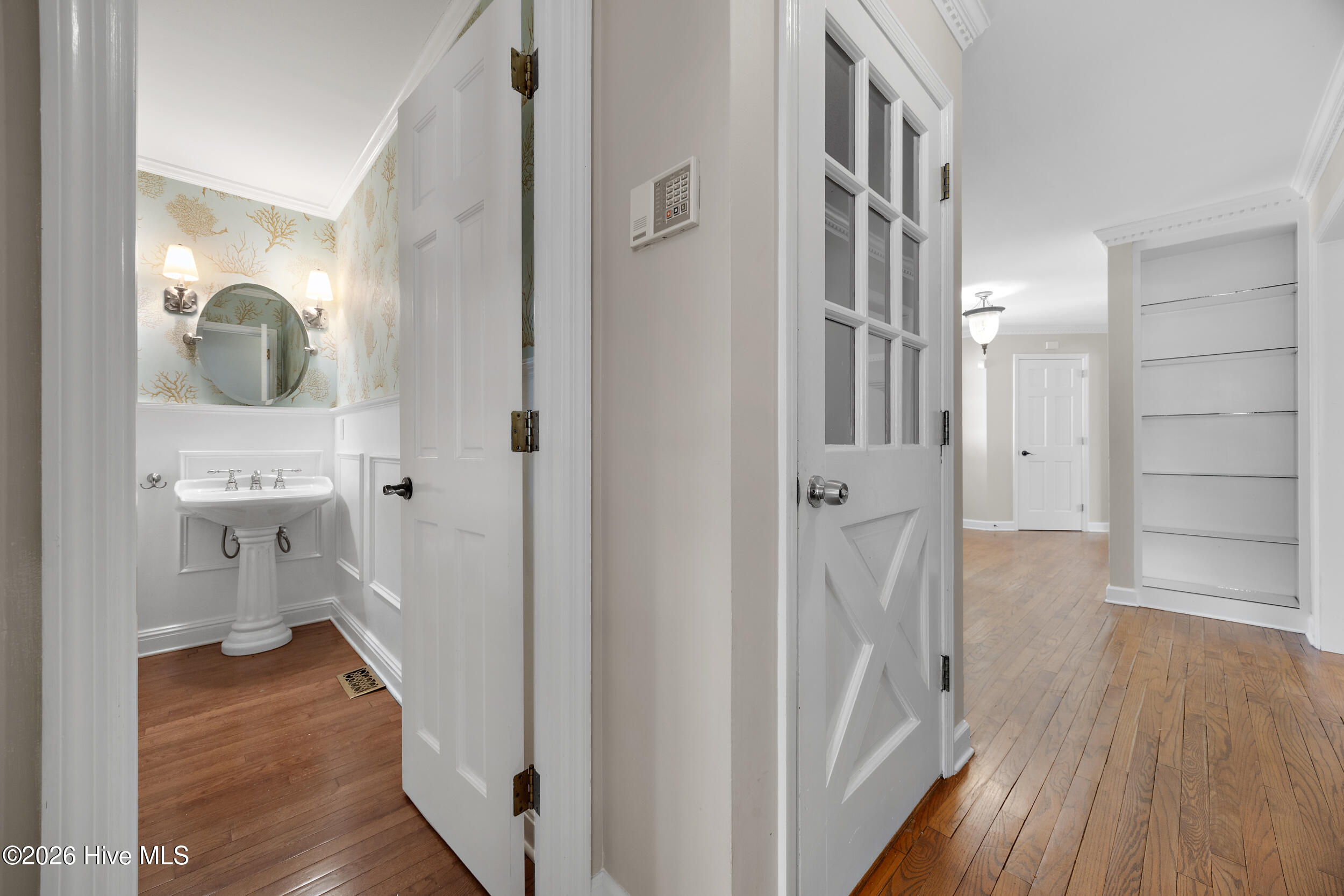 100558264 | Photo 21