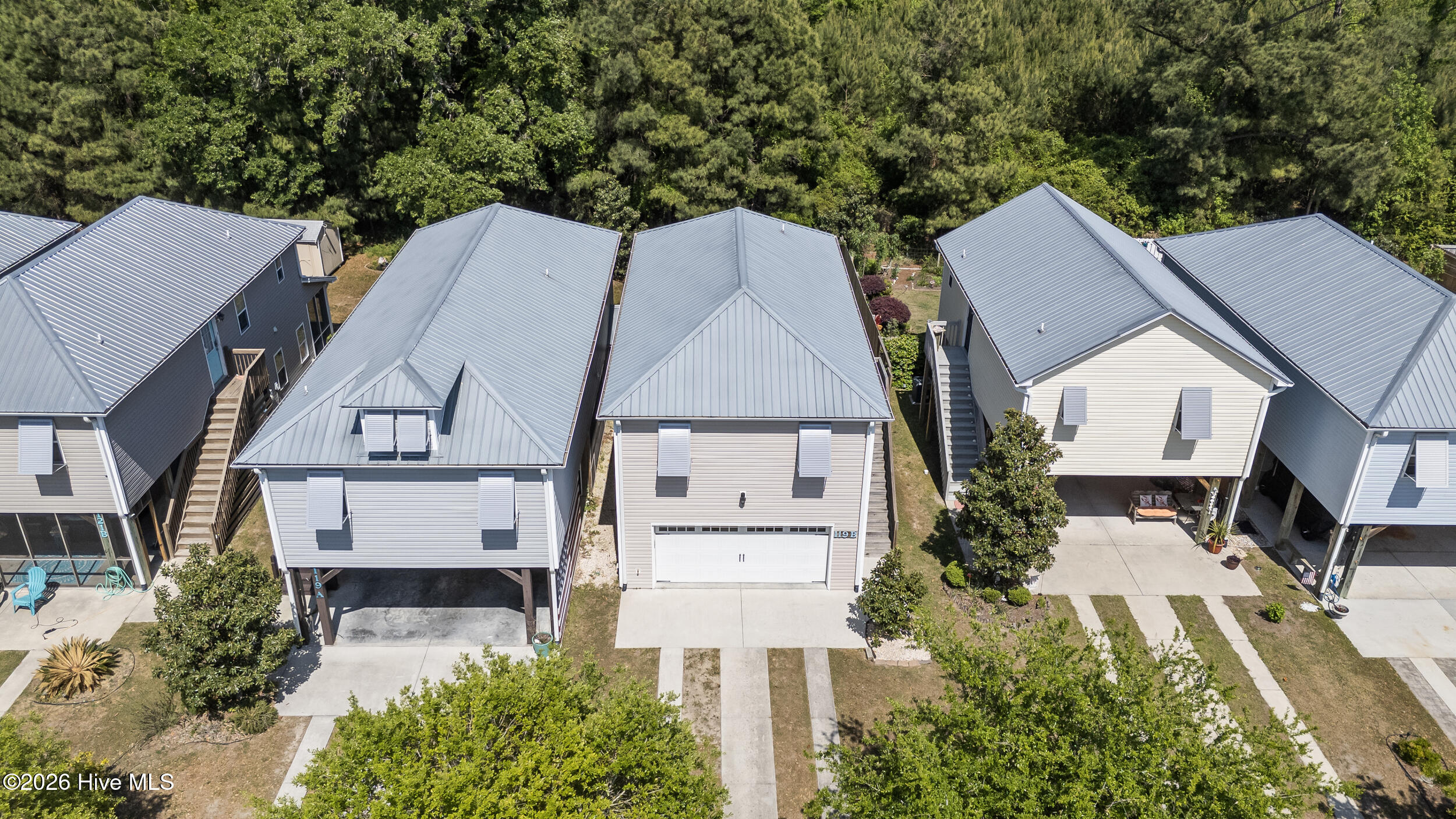 100569653 | Photo 39