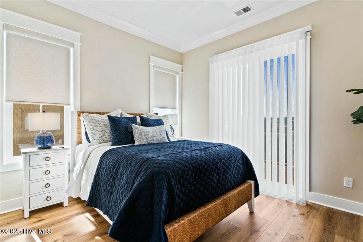 100498532 | Photo 24