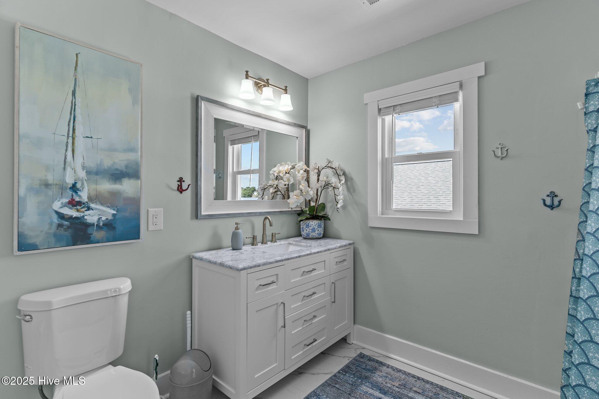 100526699 | Photo 28