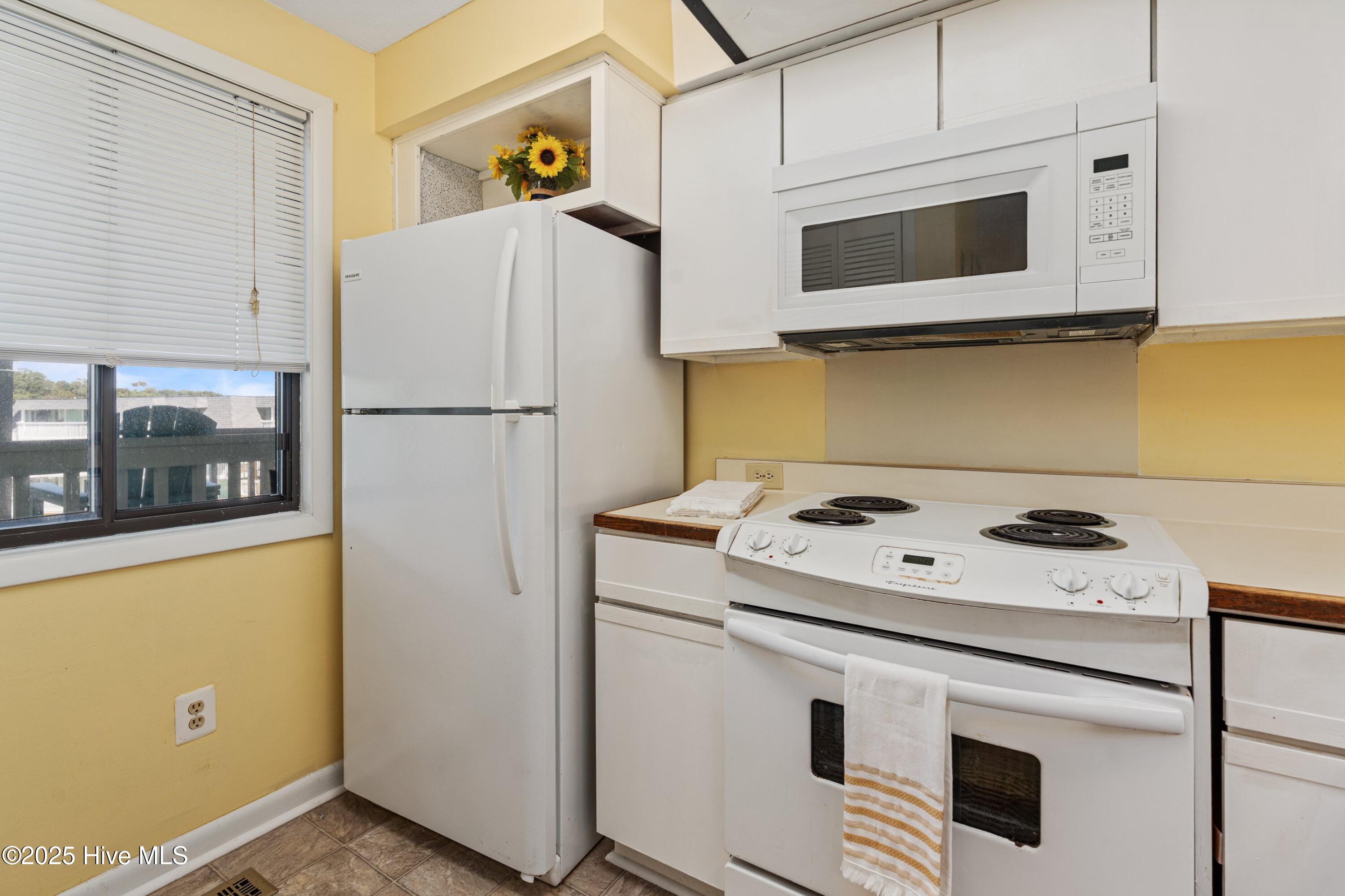 100532800 | Photo 14