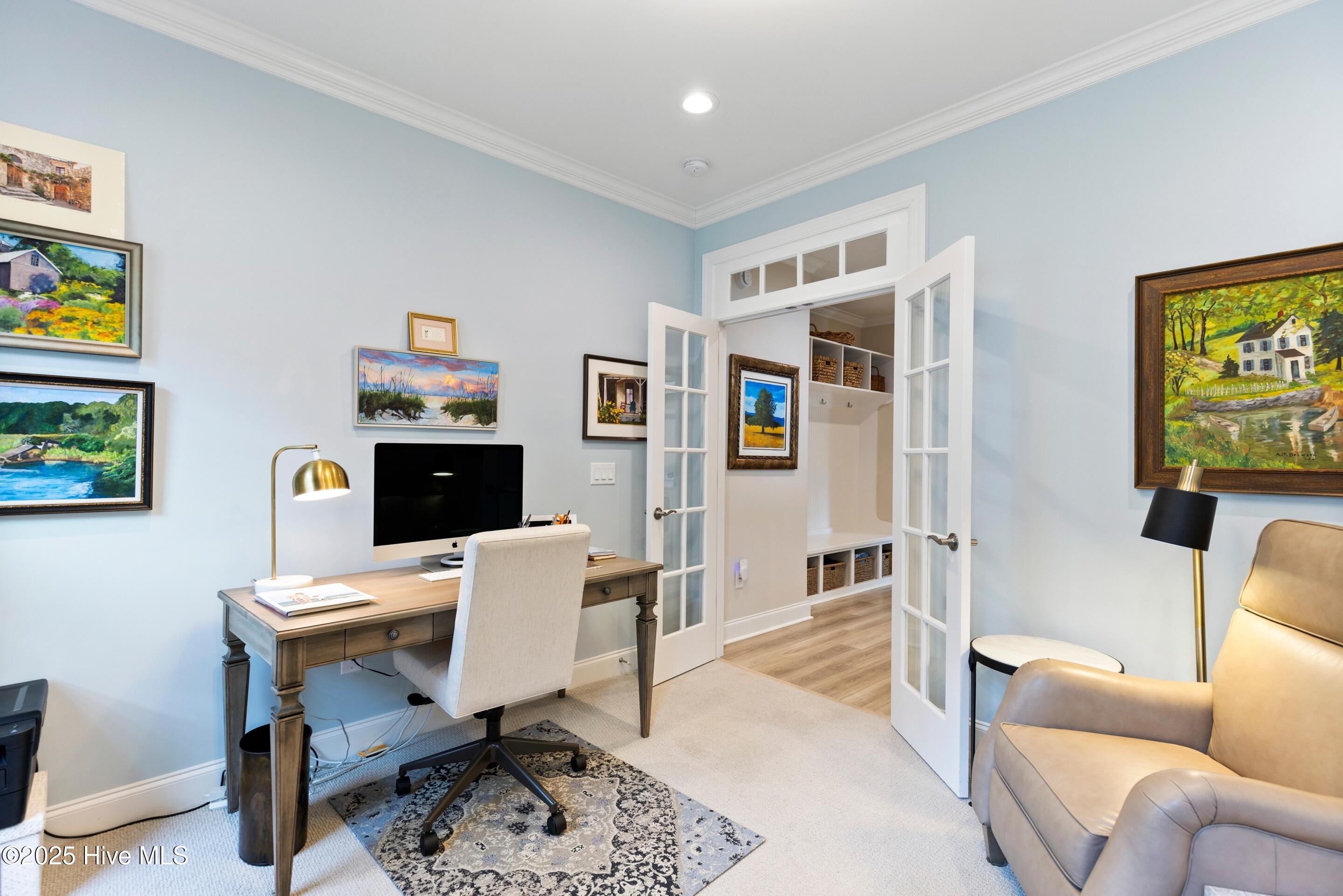 100558361 | Photo 44