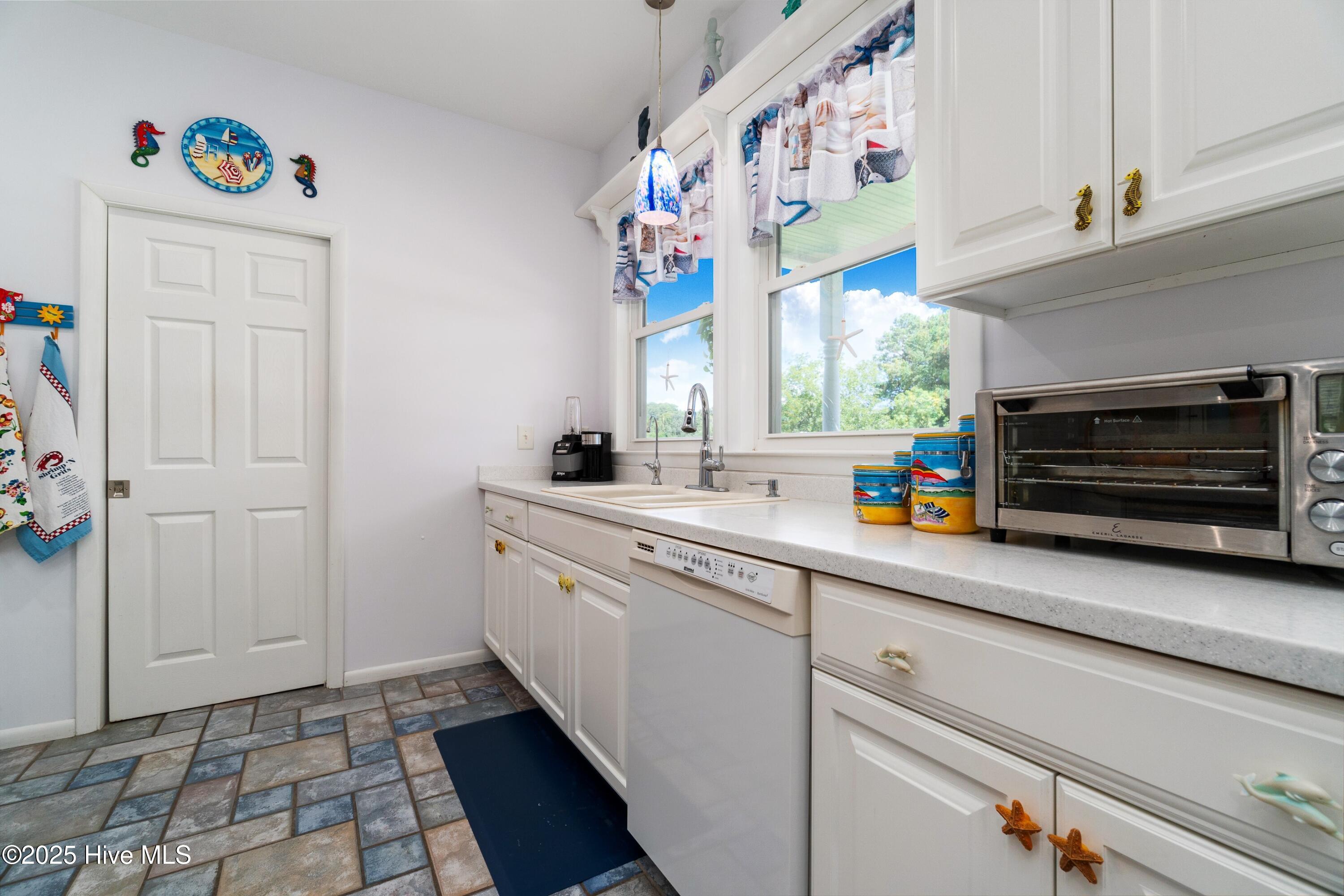 505 Ragan Road,Oriental