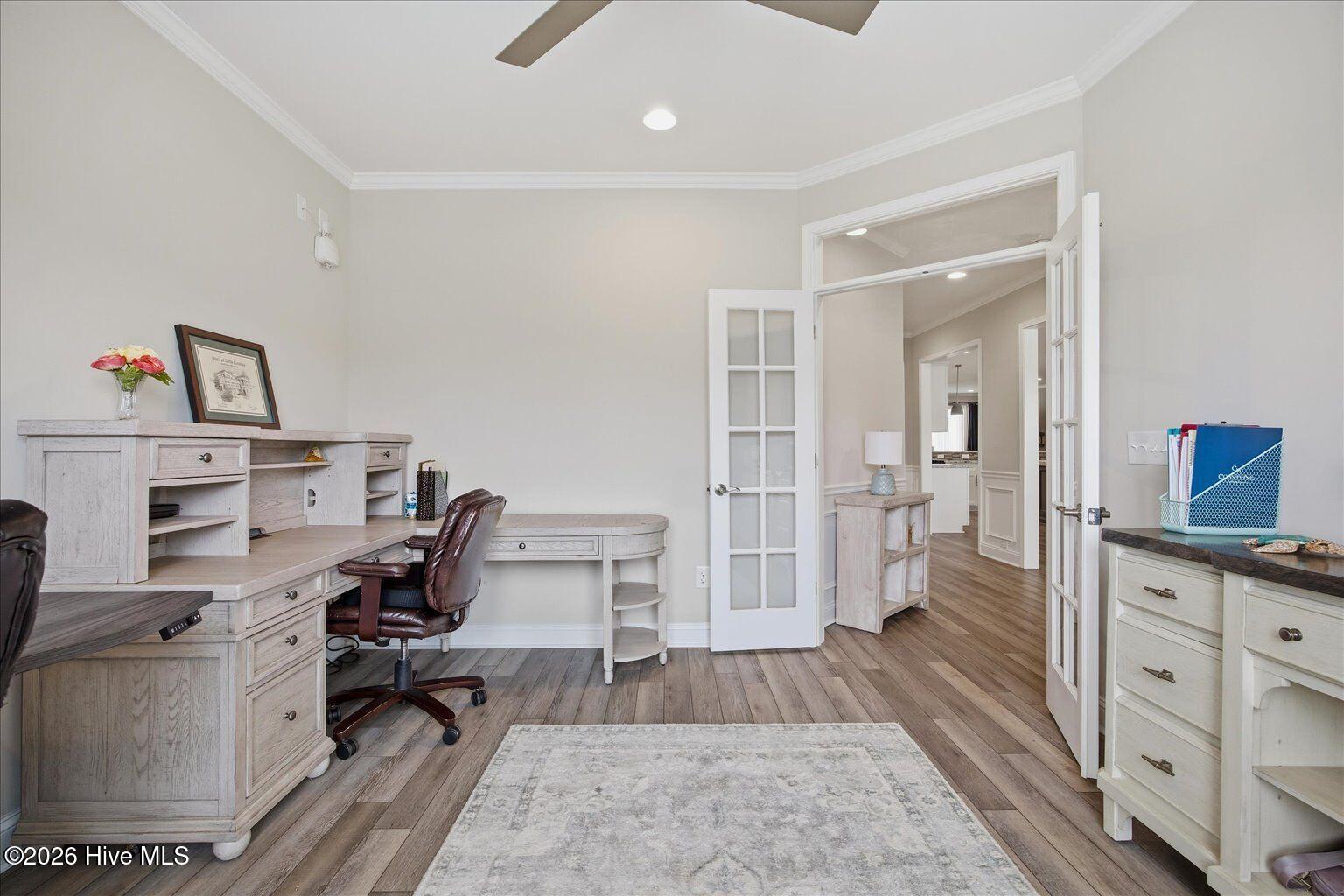 100564841 | Photo 22