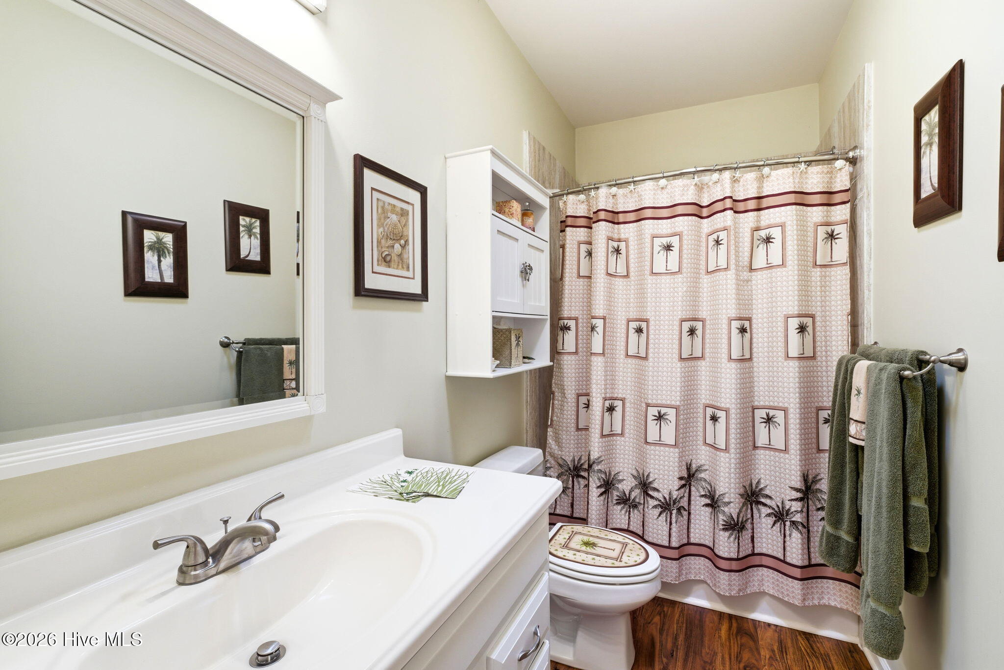 100565063 | Photo 45