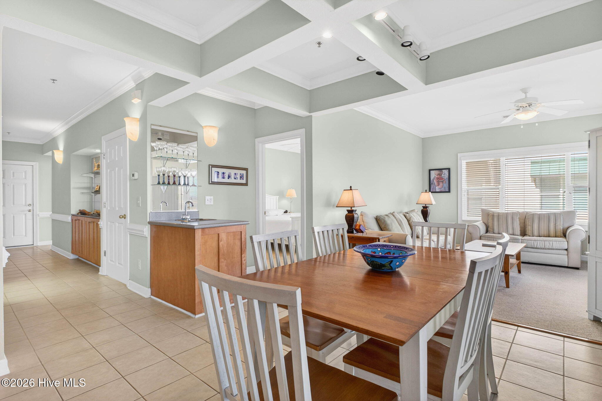 100555229 | Photo 25