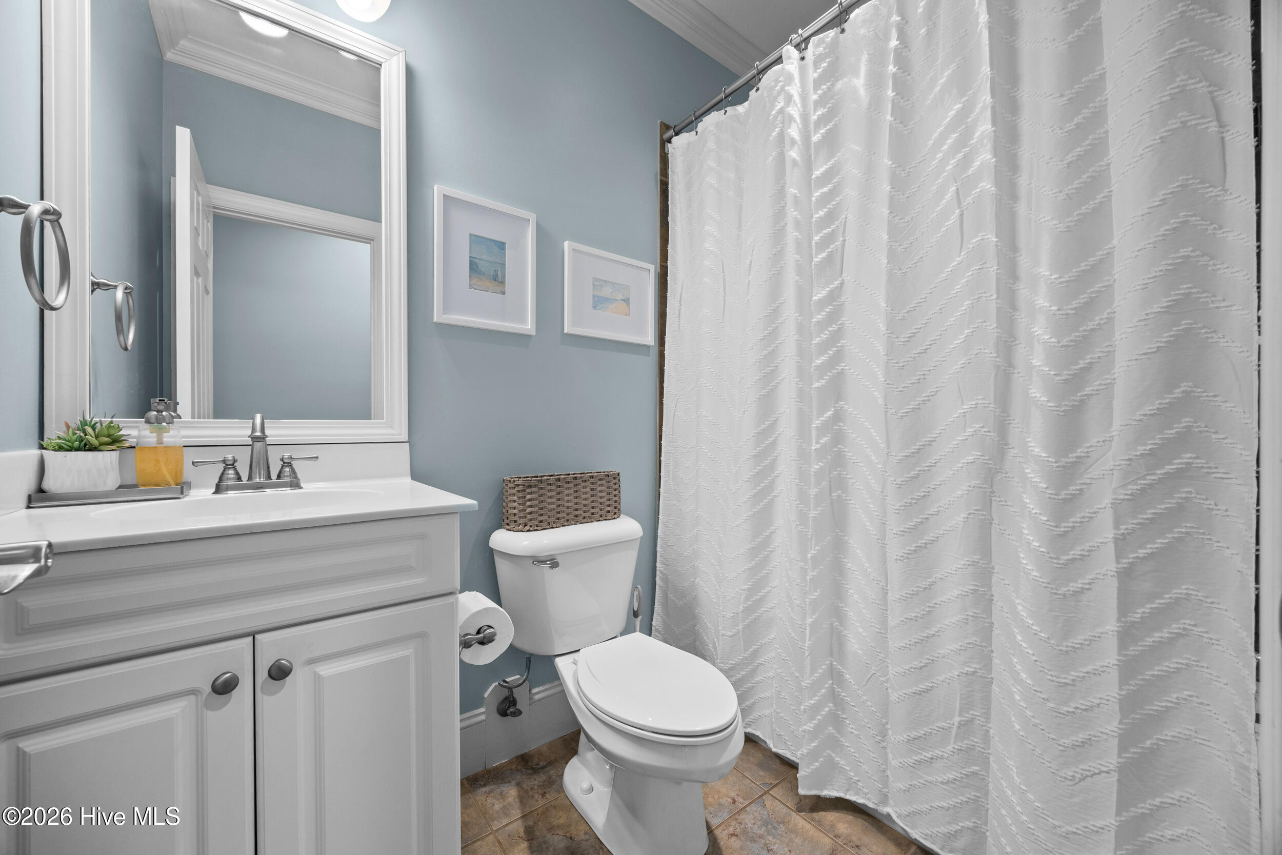 100565771 | Photo 18