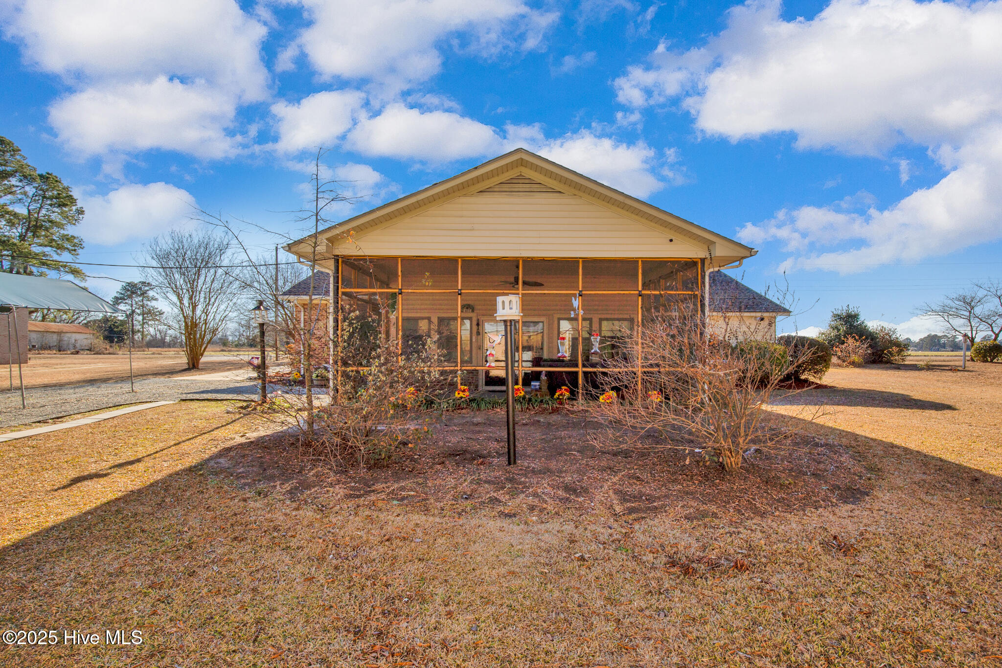 100532575 | Photo 34