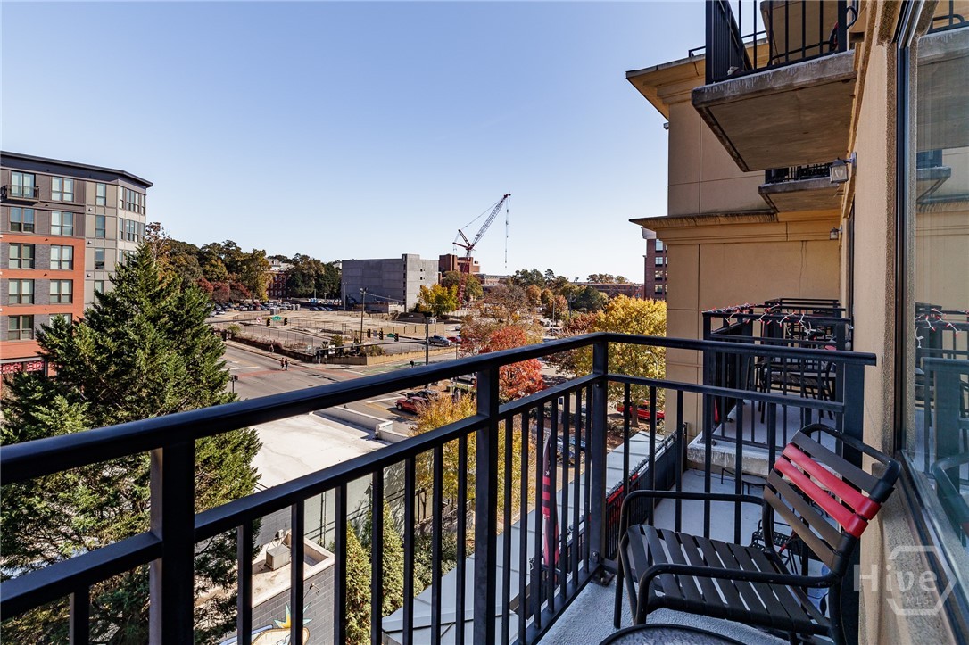 250 W Broad Street 615