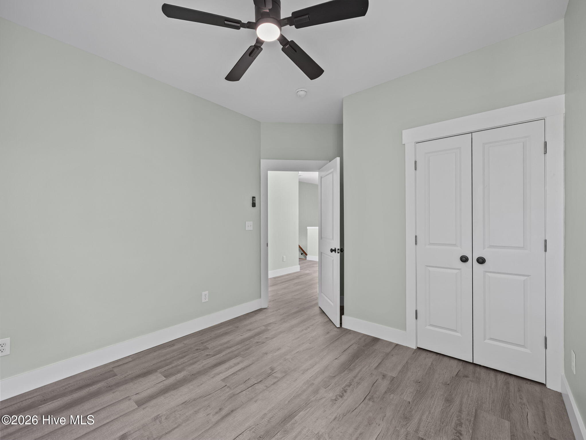 100566341 | Photo 57