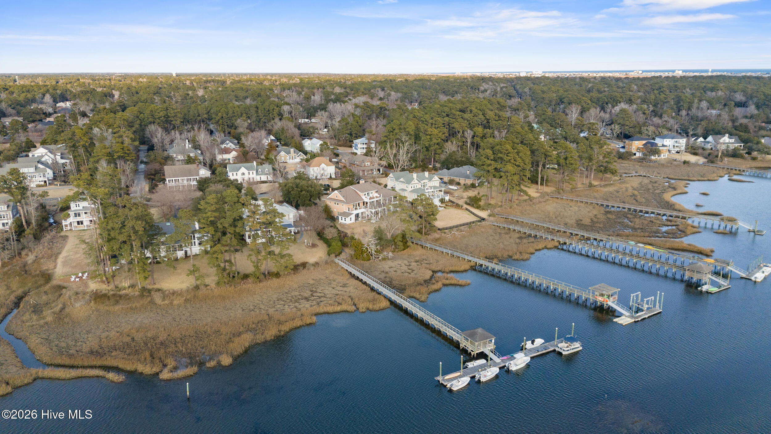 100553782 | Photo 79