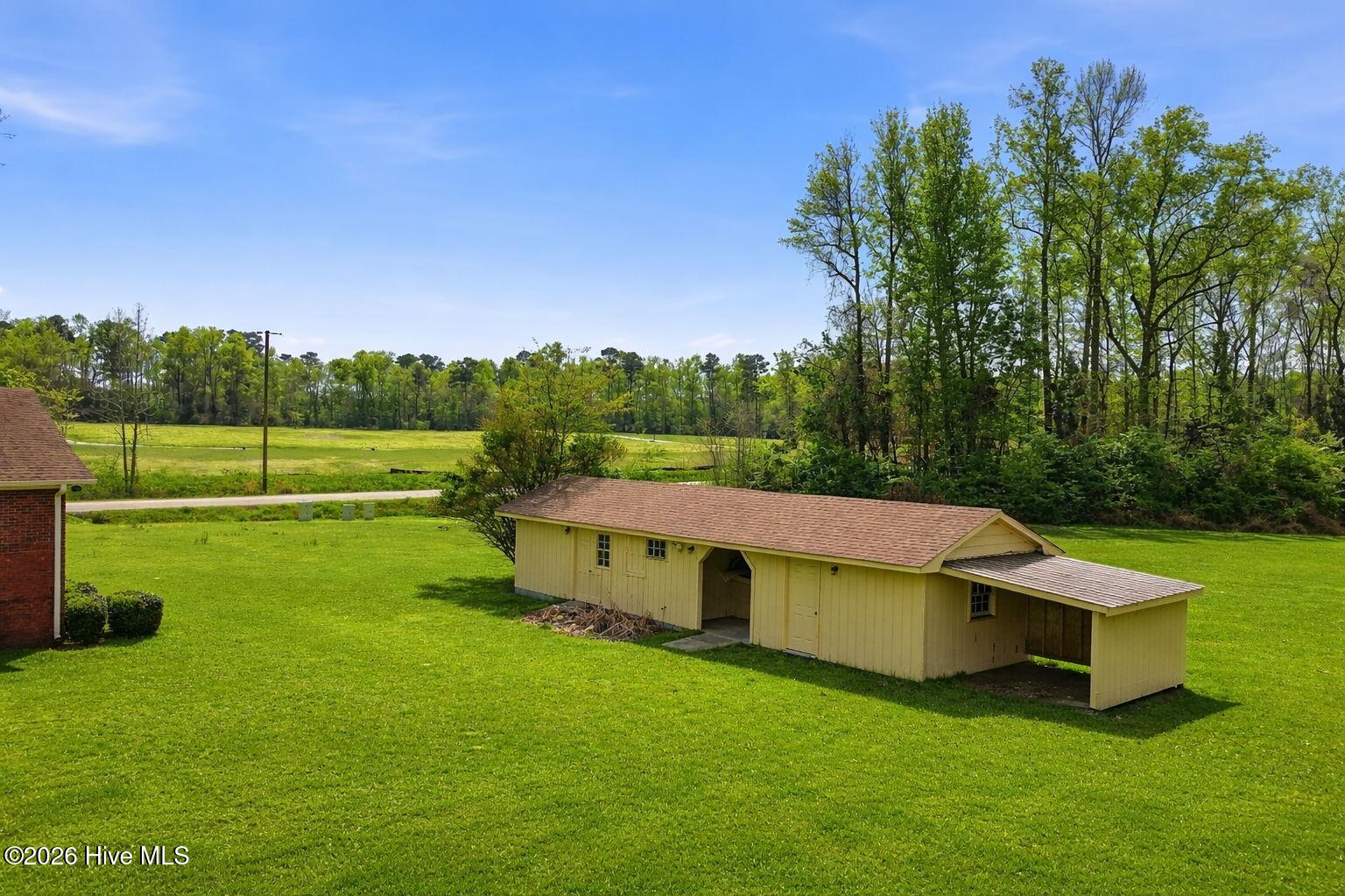 100564416 | Photo 48