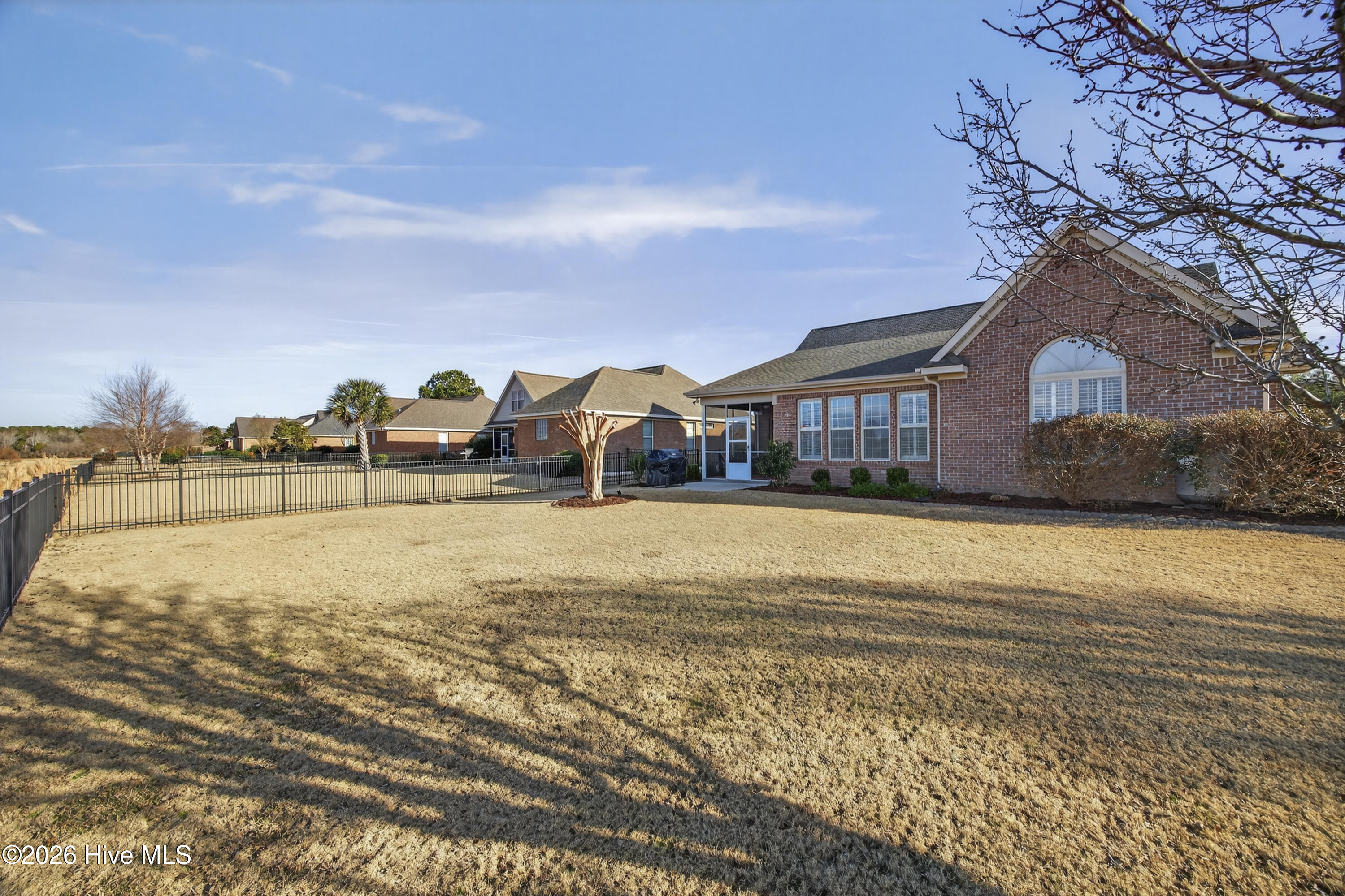 100550838 | Photo 47