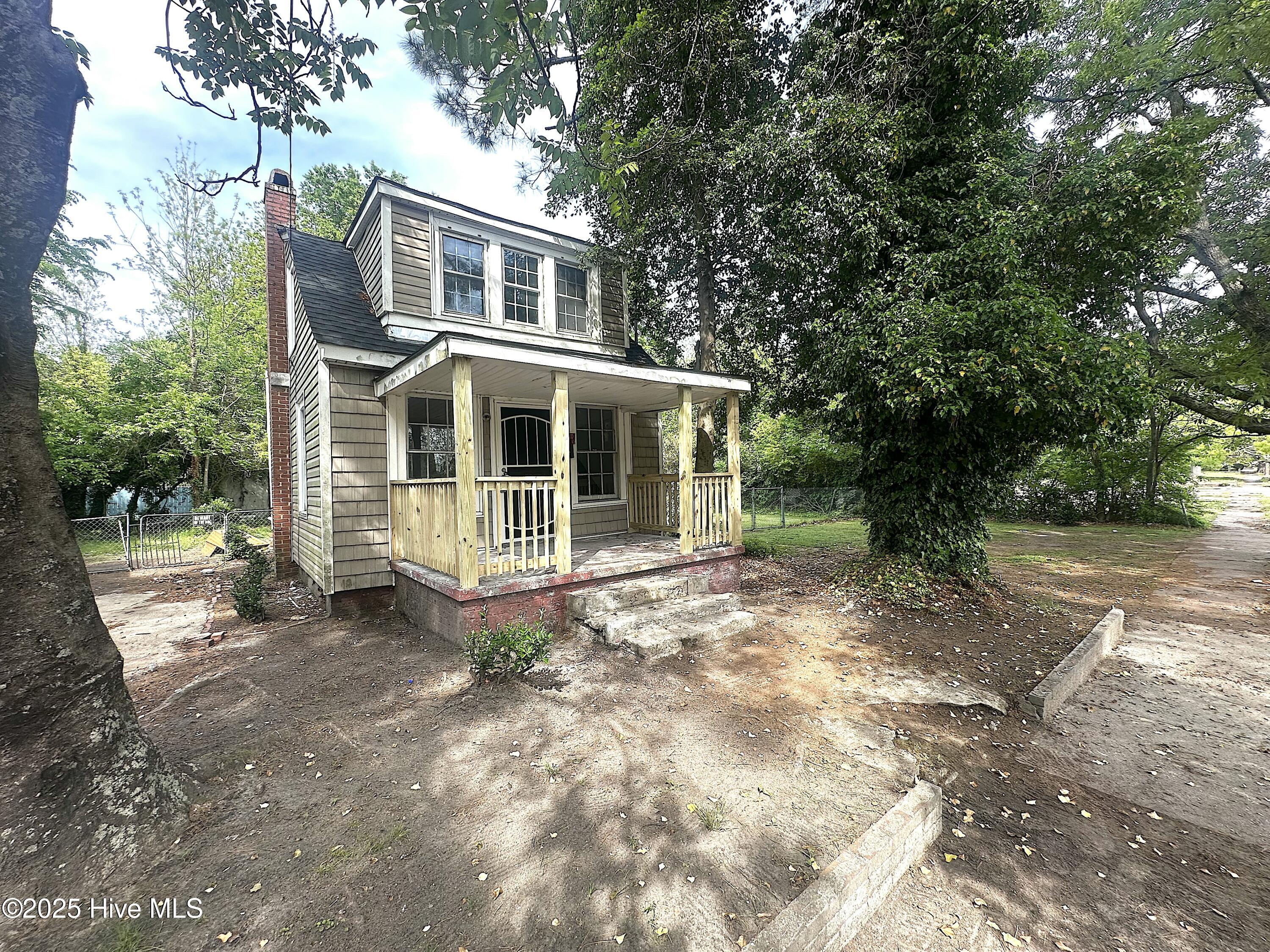 Homes for sale in Wilson, NC | 505 Green St E, Wilson, NC 27893 | MLS# 100503324