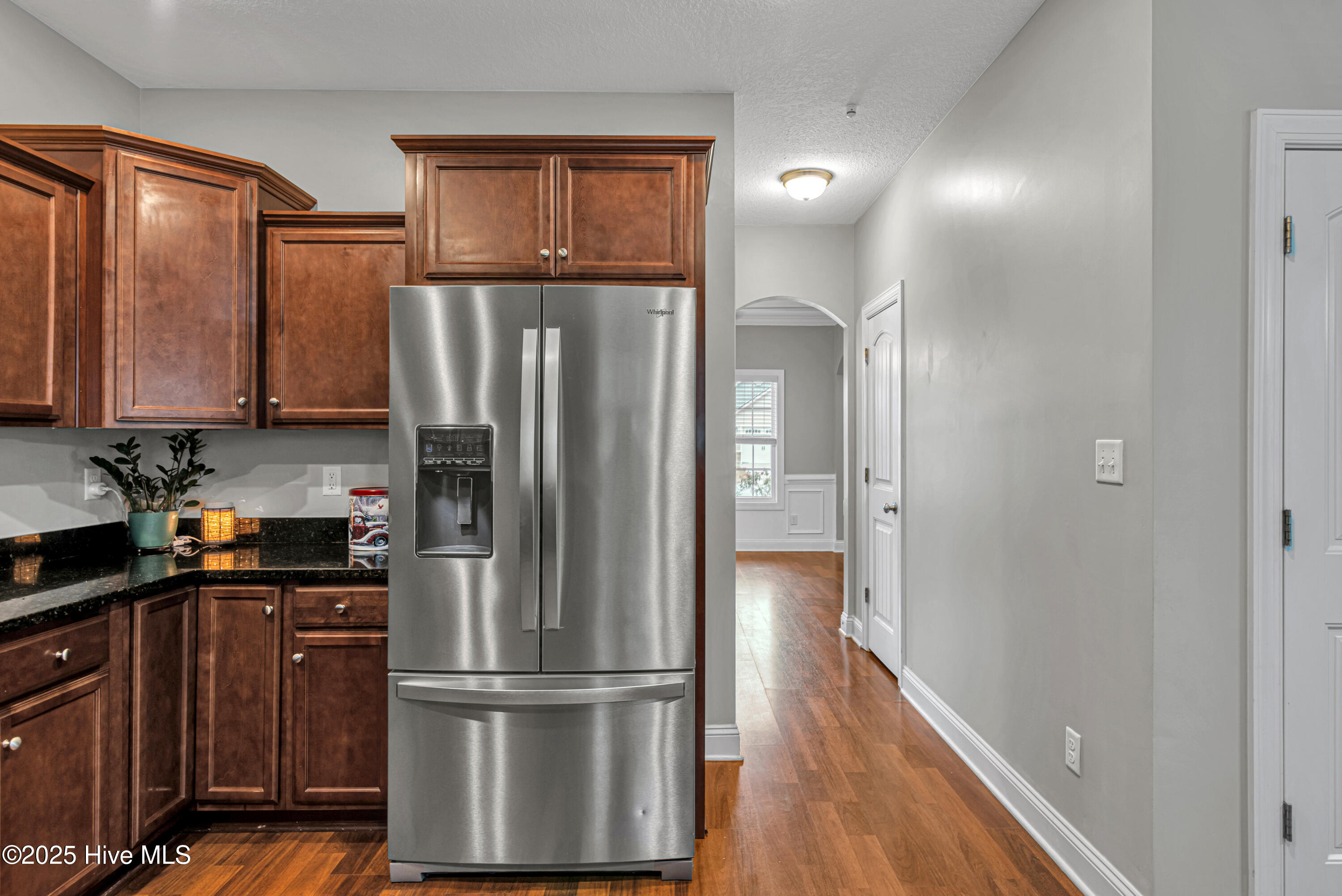 100545254 | Photo 12