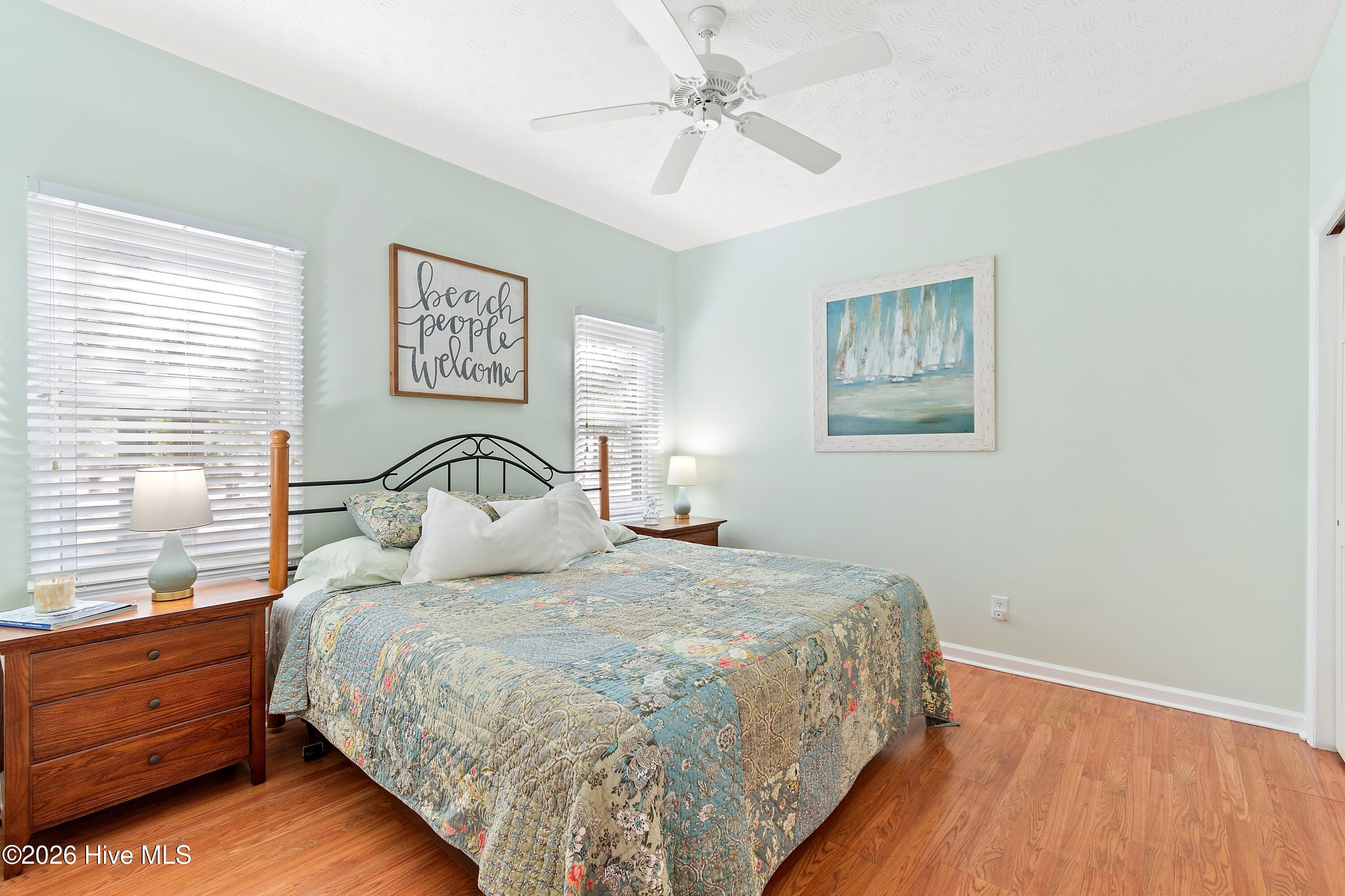 100558651 | Photo 39