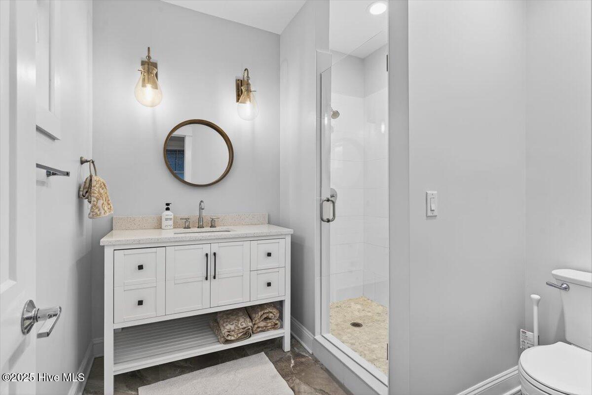 100544766 | Photo 21