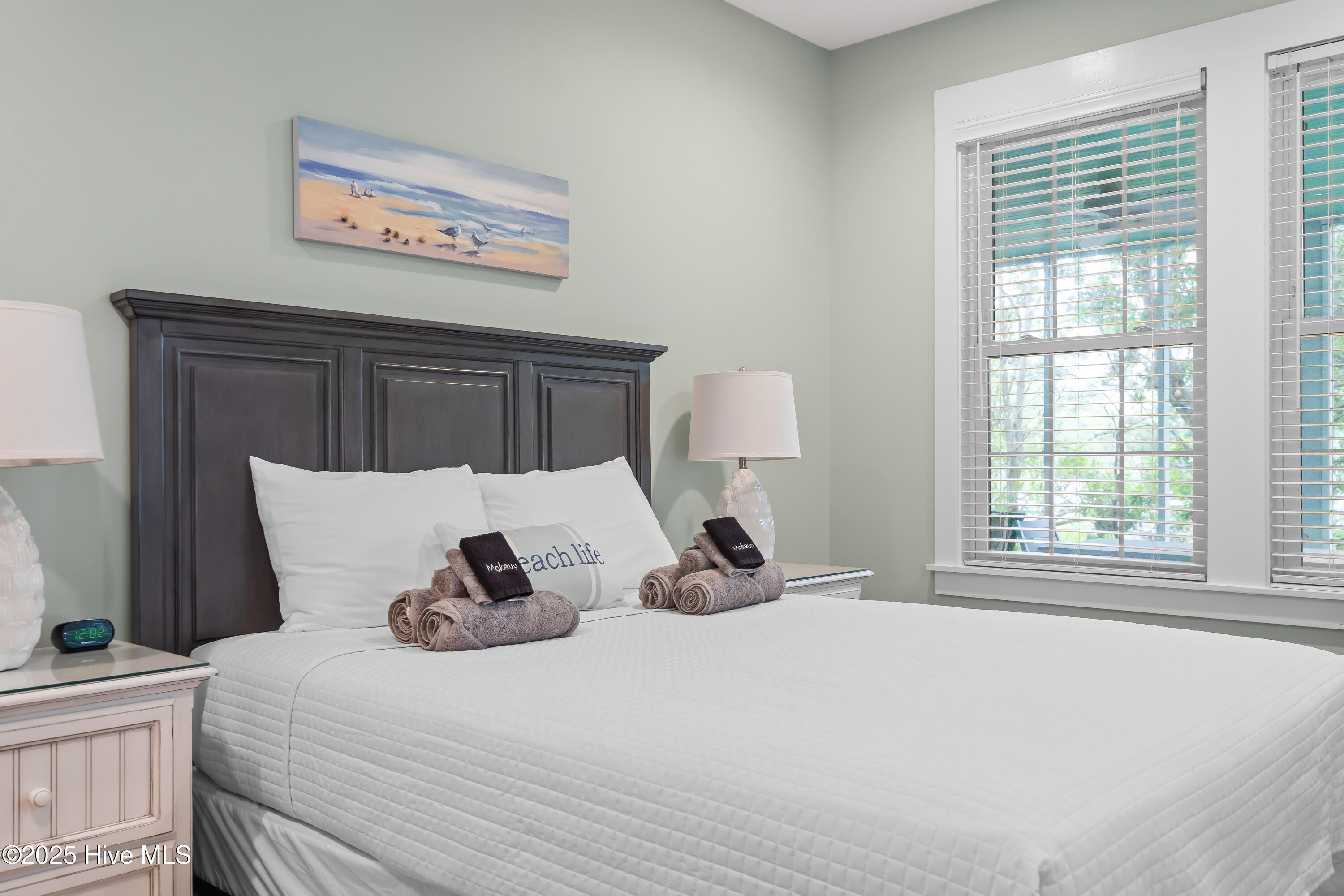 100555260 | Photo 22