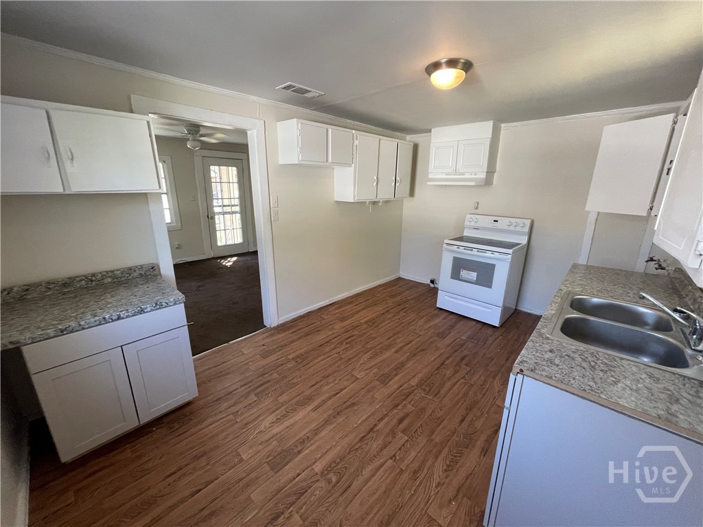 Homes for sale in Savannah, GA | 913 Carver St, Savannah, GA 31415 | MLS# SA348633