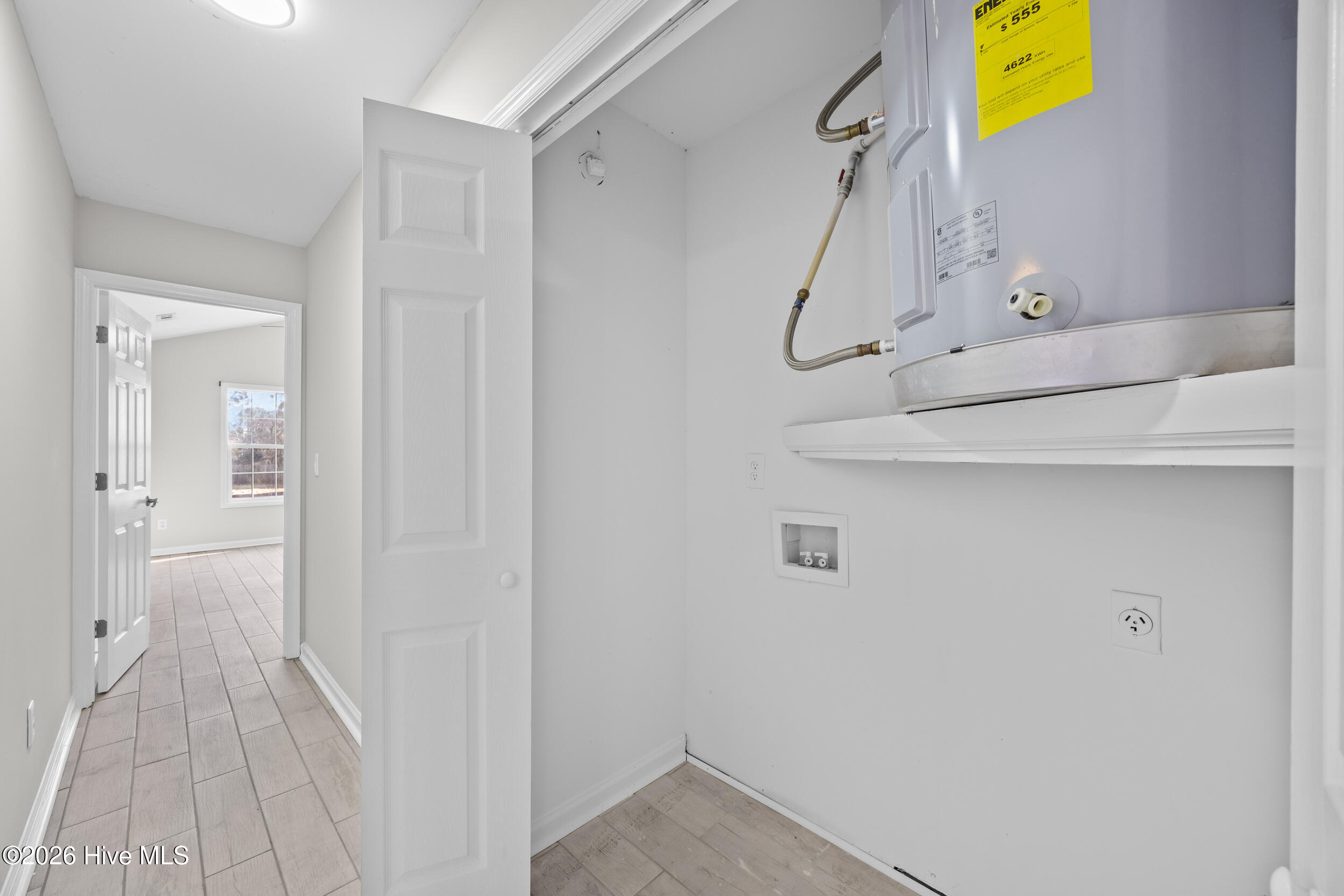 100548509 | Photo 11