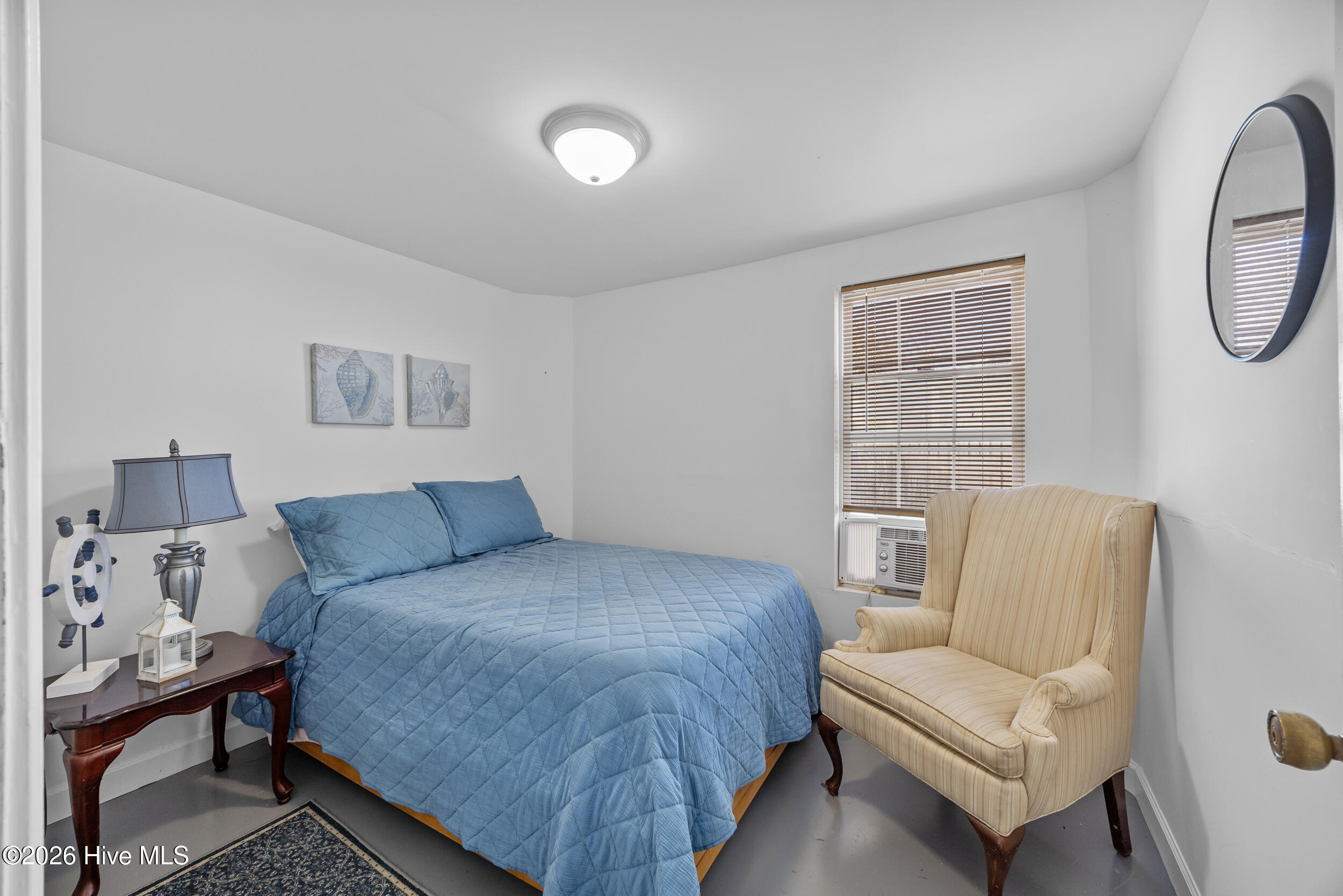 100548629 | Photo 29