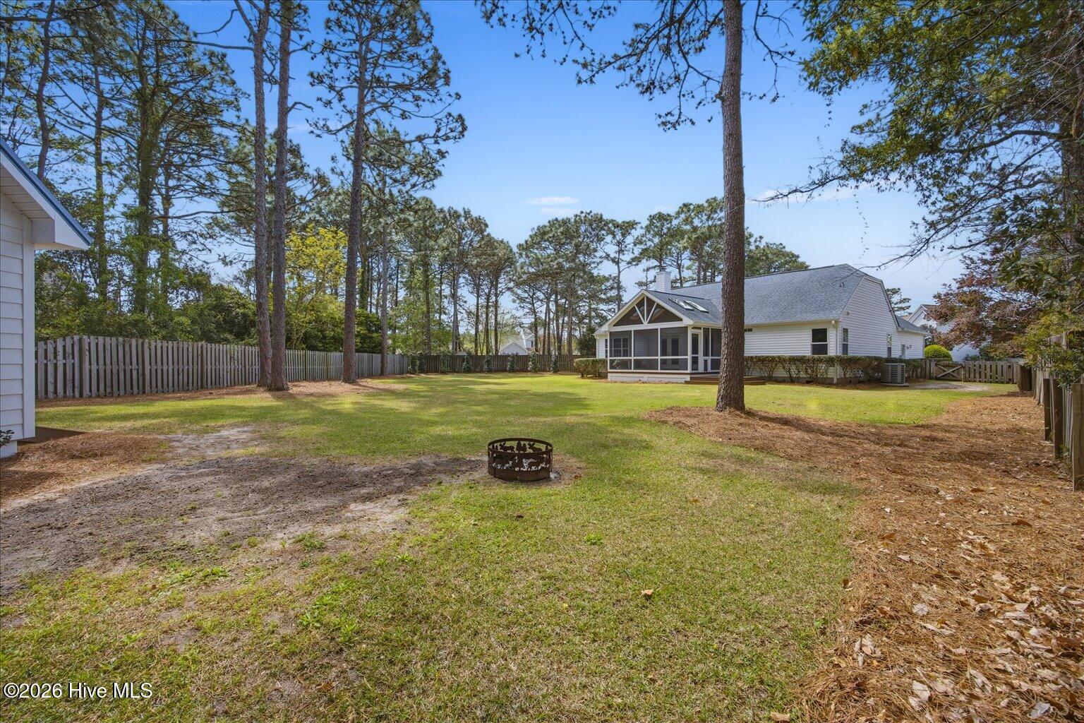 100564069 | Photo 35