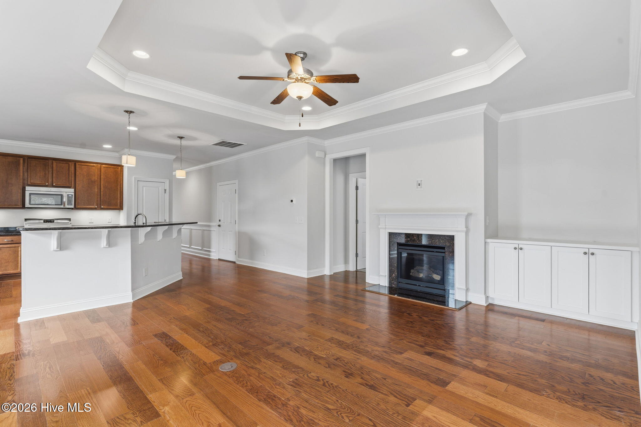 100558174 | Photo 13