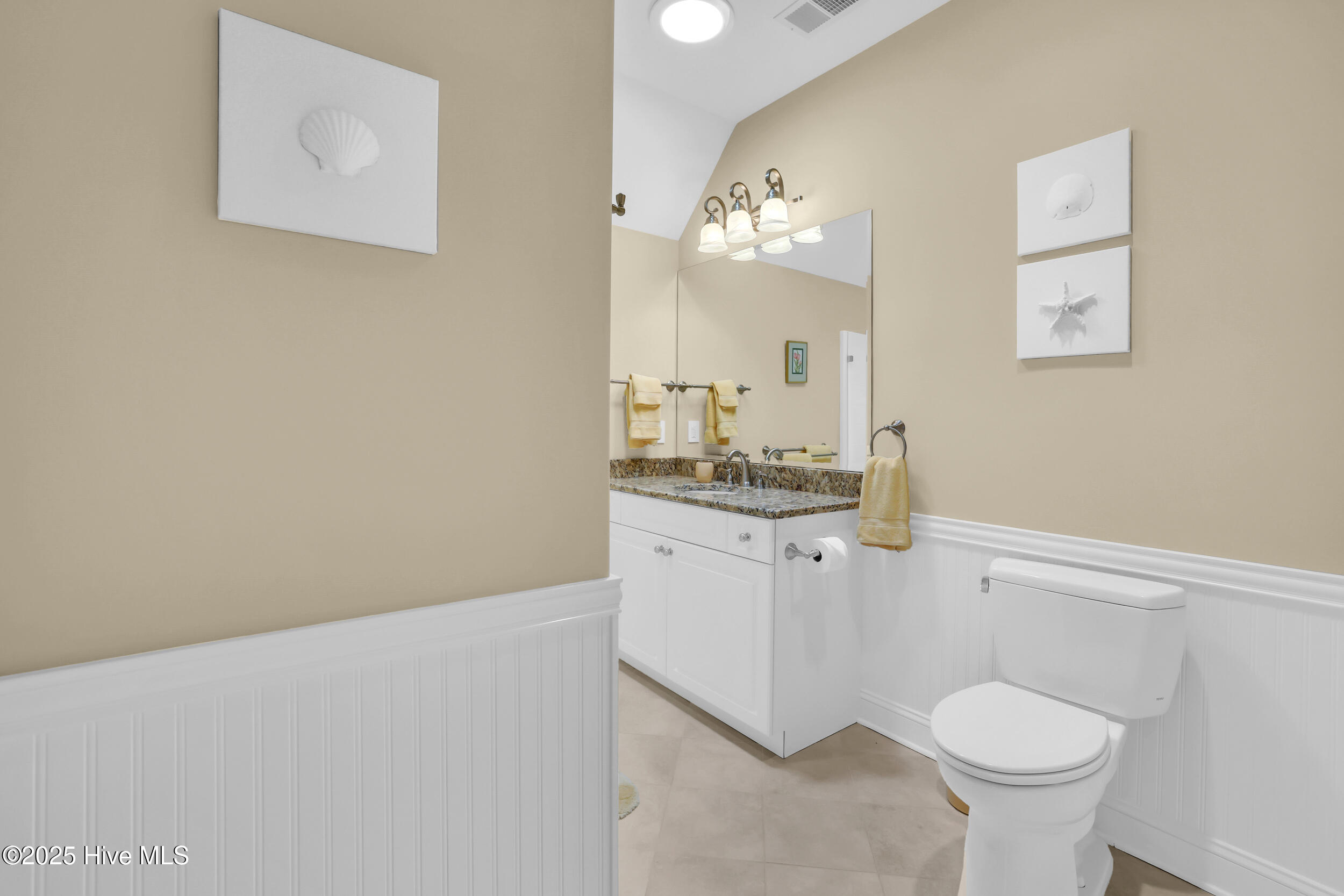 100533787 | Photo 27